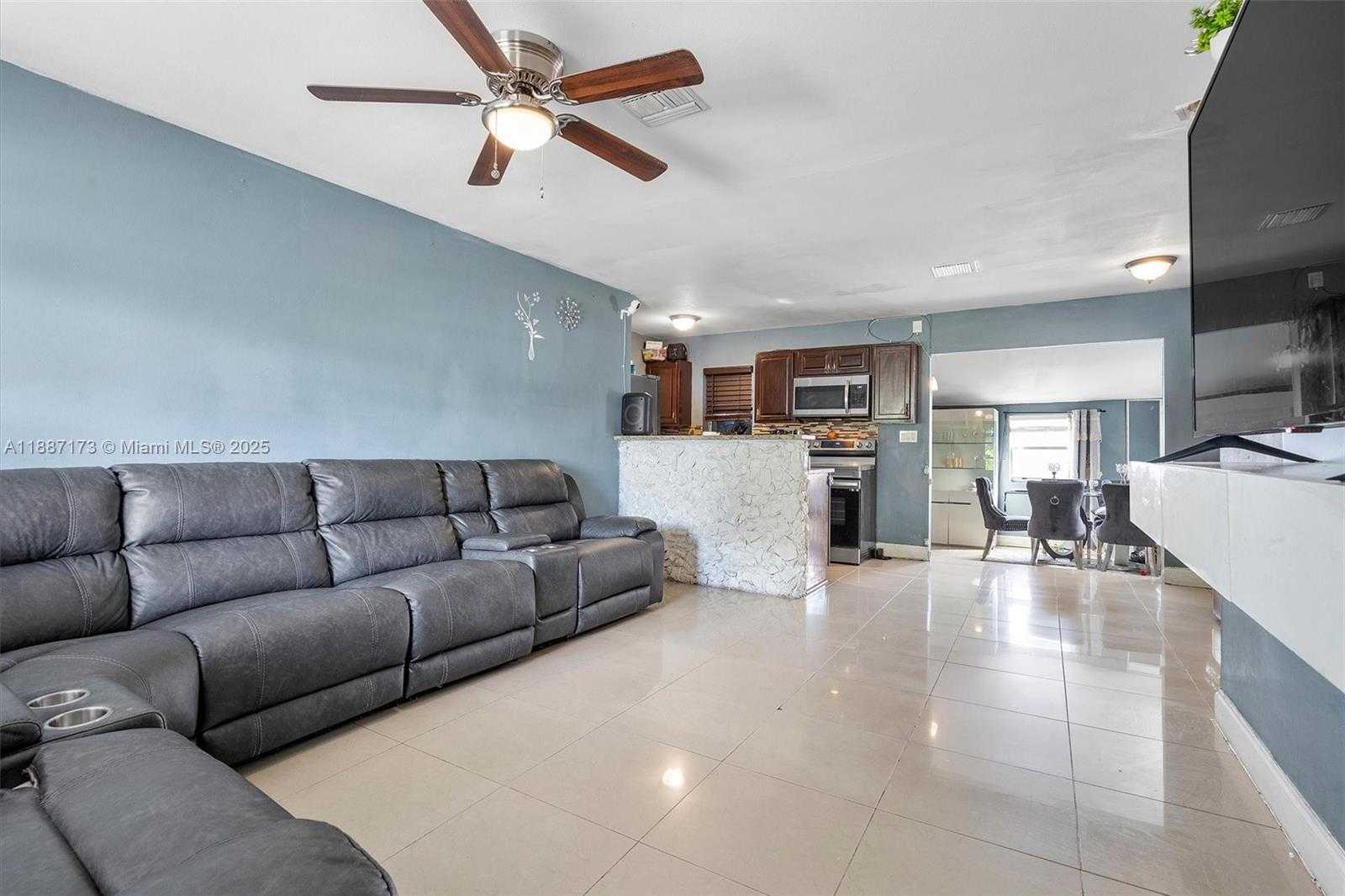 Small Image of 1840 NORTH WEST 33RD TER, Lauderhill Number 4
