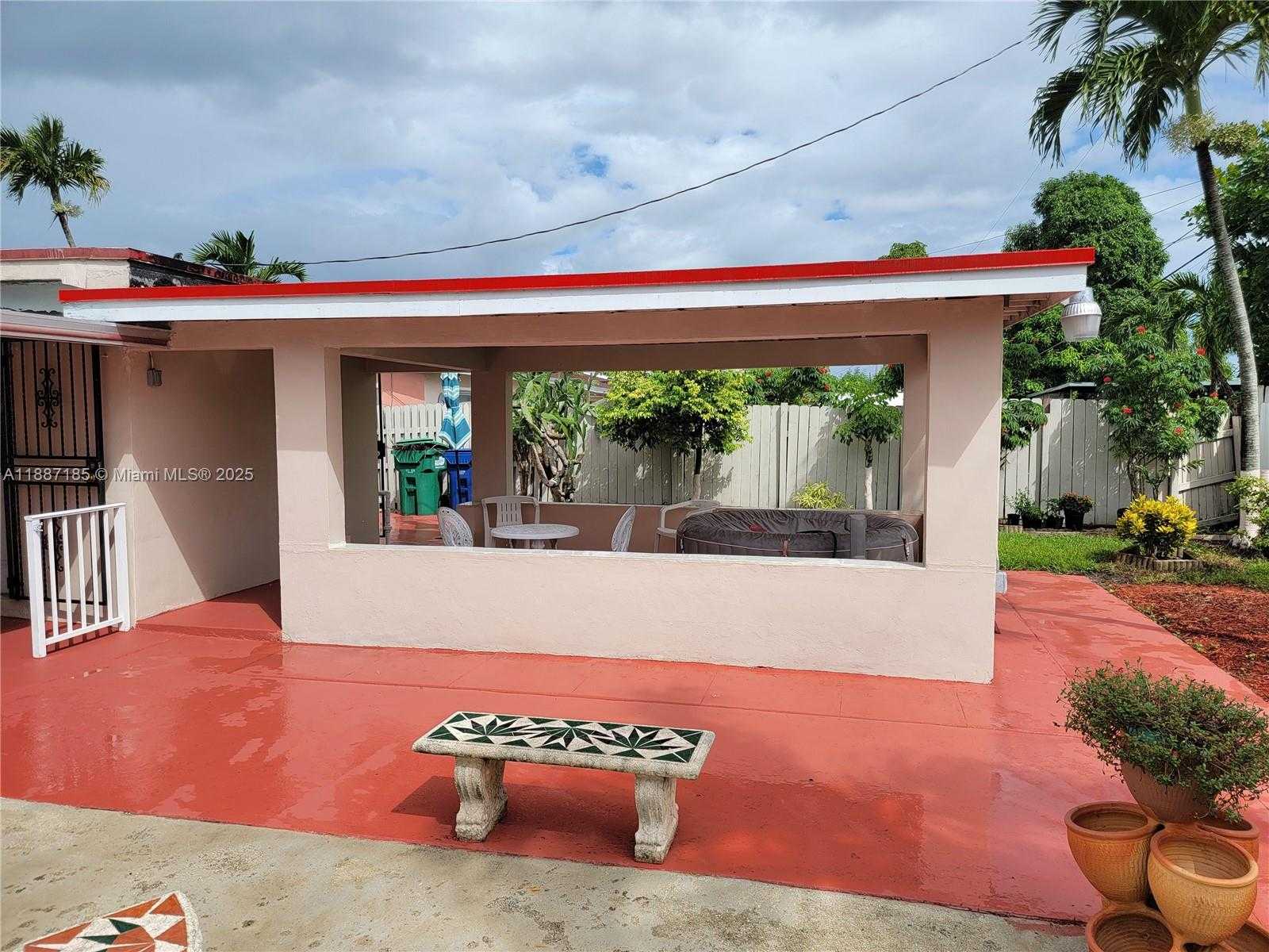 Small Image of 17231 NORTH WEST 53RD PL, Miami Gardens Number 24