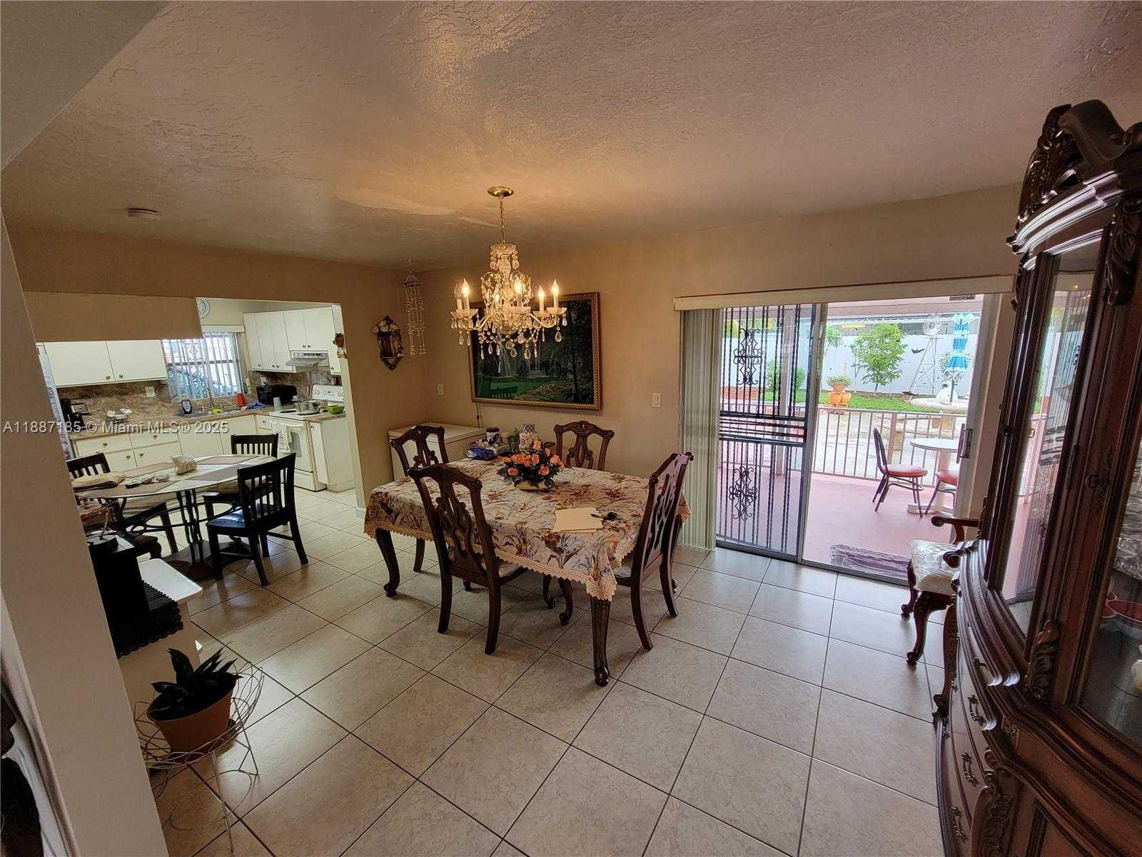 Small Image of 17231 NORTH WEST 53RD PL, Miami Gardens Number 4