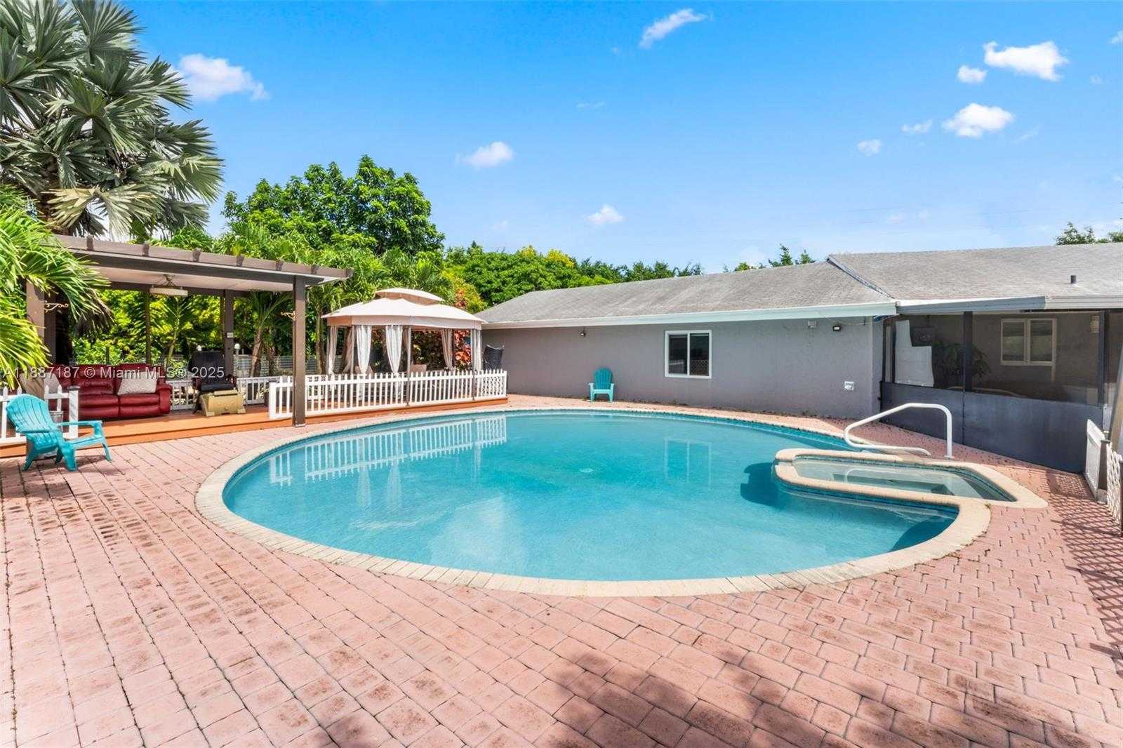 Small Image of 16700 SOUTH WEST 272ND ST, Homestead Number 25