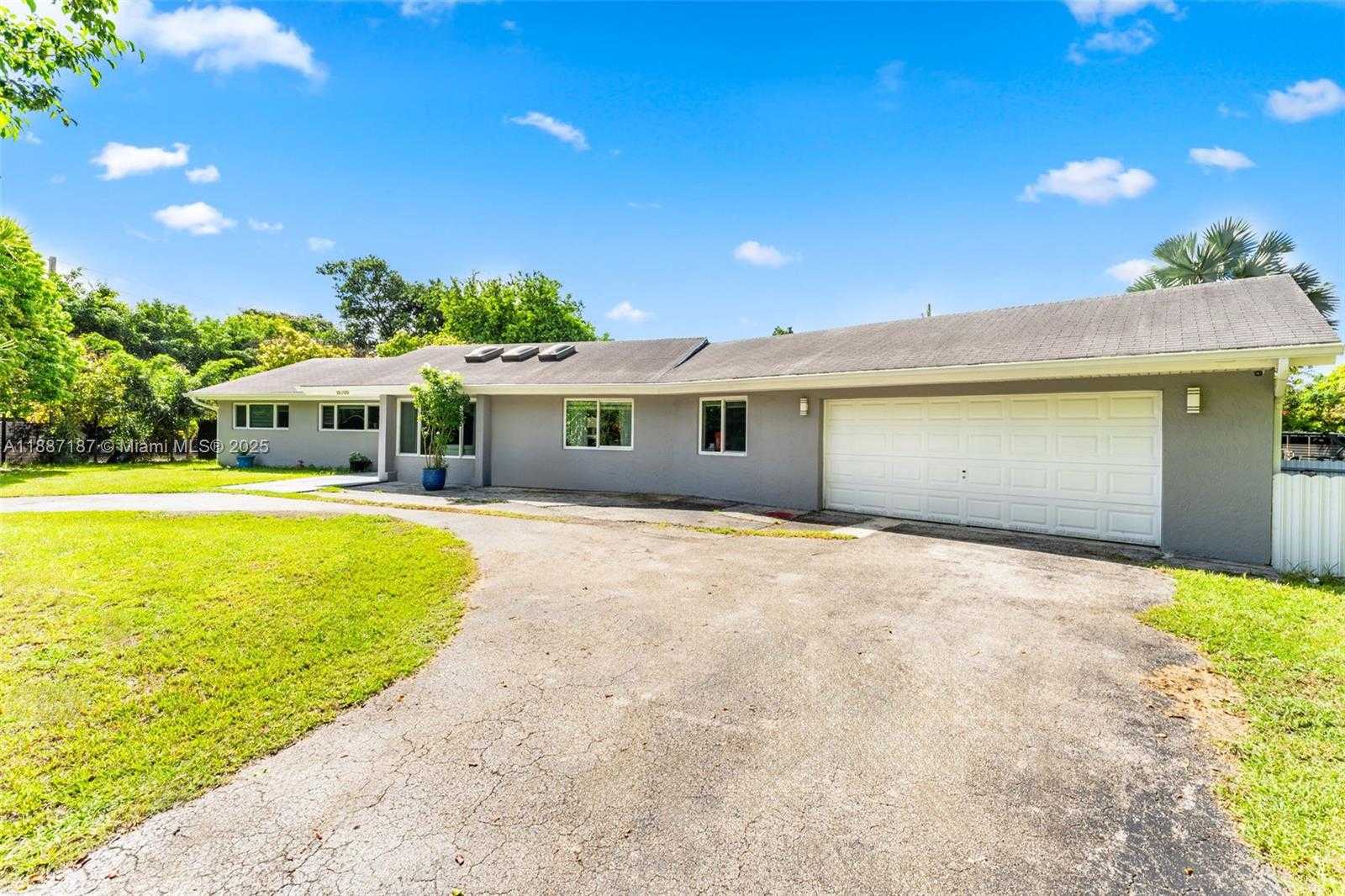 Small Image of 16700 SOUTH WEST 272ND ST, Homestead Number 3