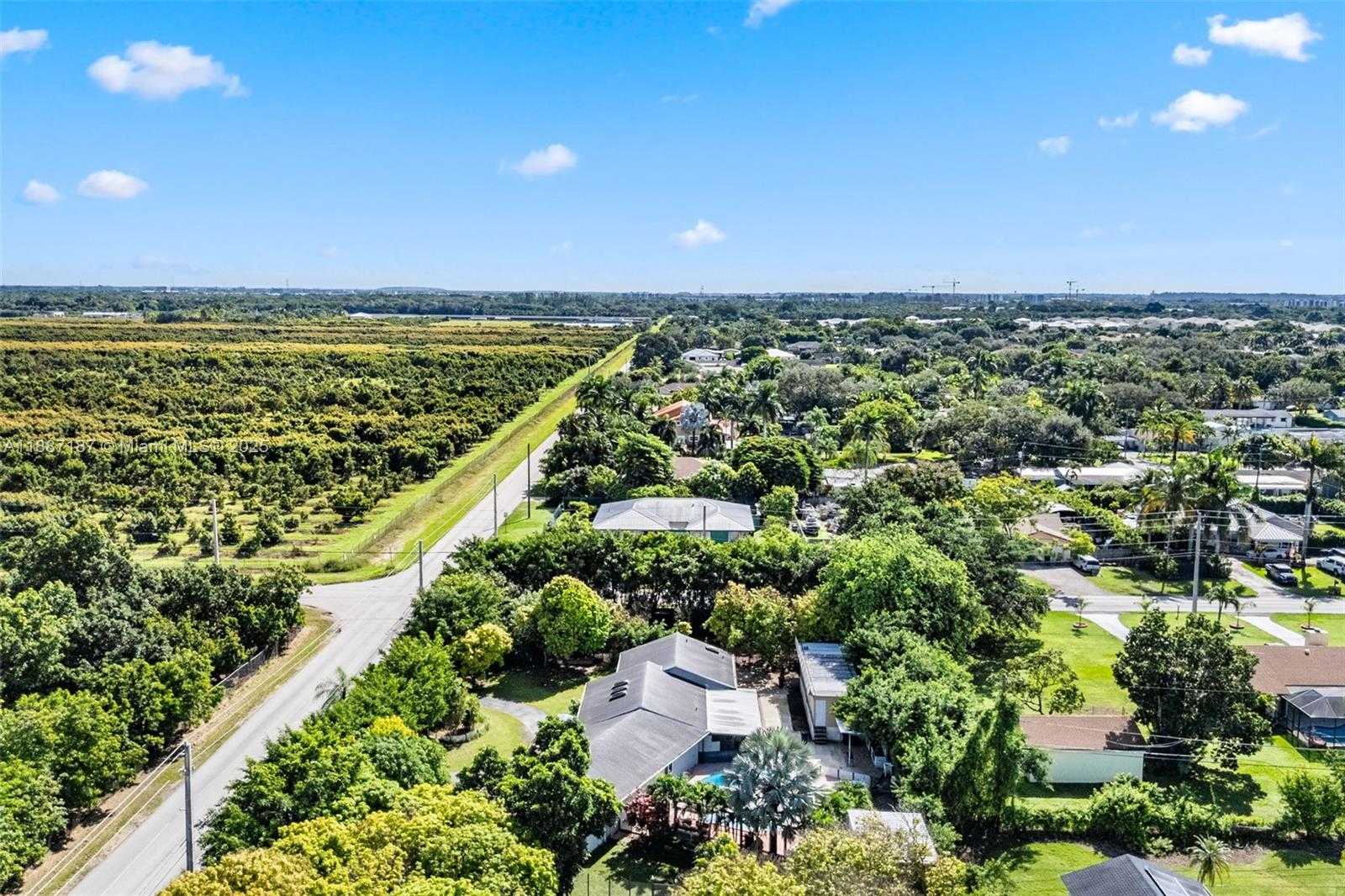 Small Image of 16700 SOUTH WEST 272ND ST, Homestead Number 34