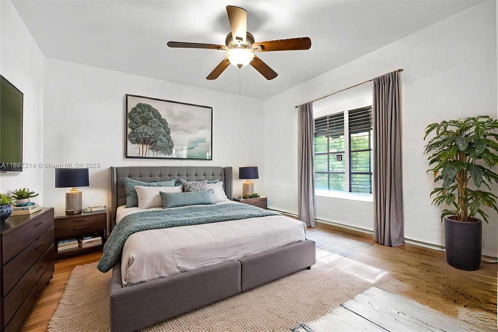 Small Image of 2024 ALTON, Miami Beach Number 20