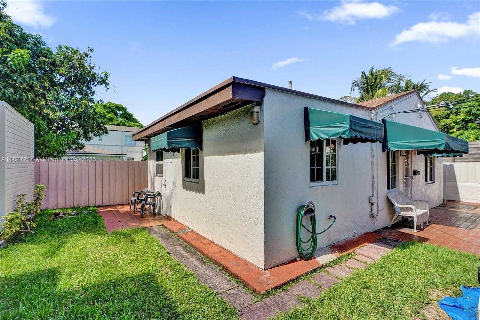 Small Image of 2024 ALTON, Miami Beach Number 34