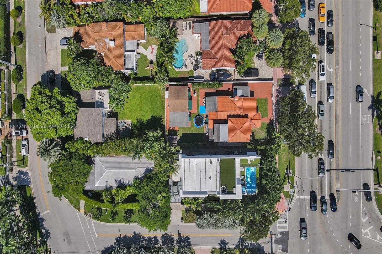Small Image of 2024 ALTON, Miami Beach Number 46