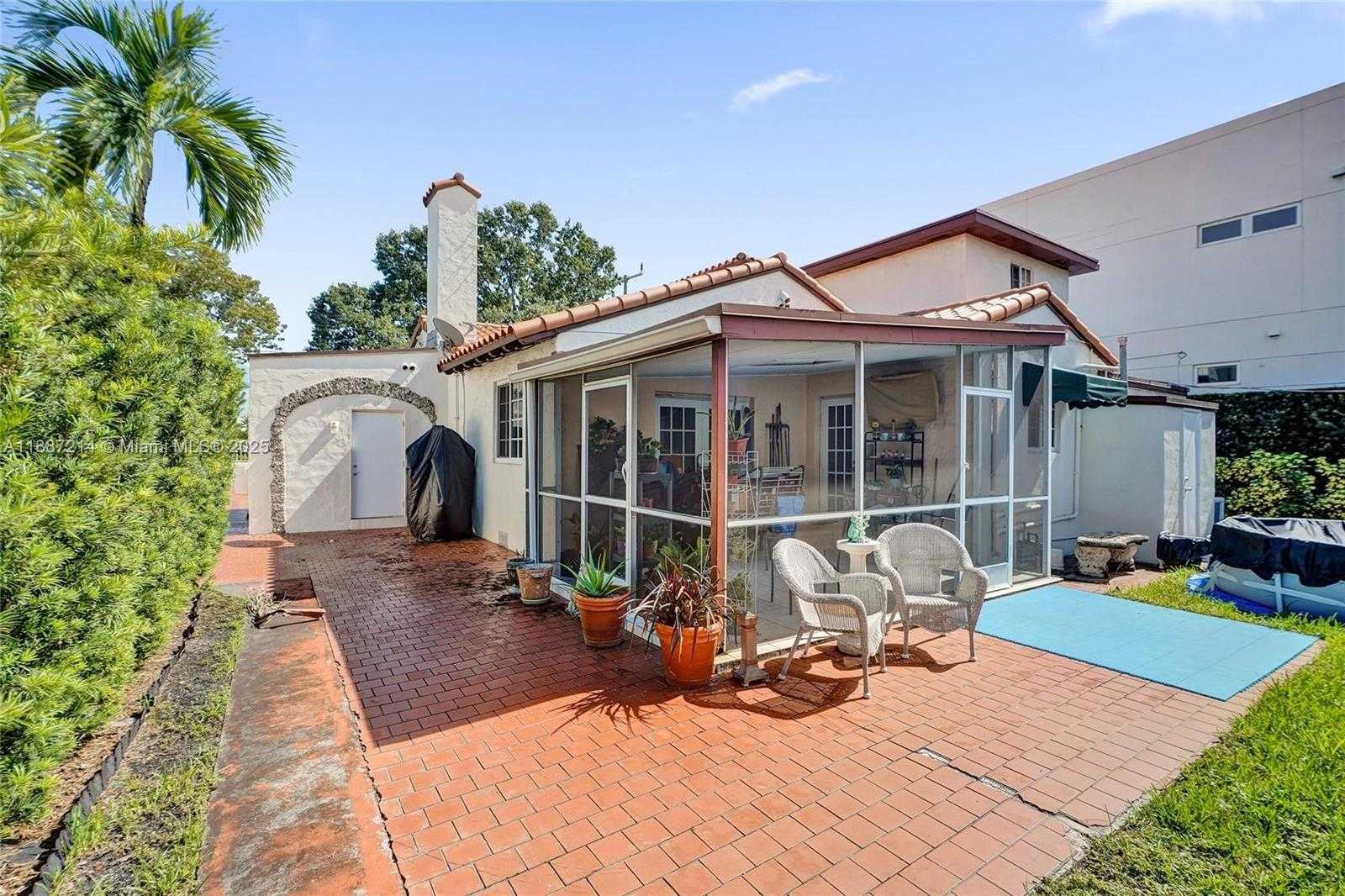 Small Image of 2024 ALTON, Miami Beach Number 7
