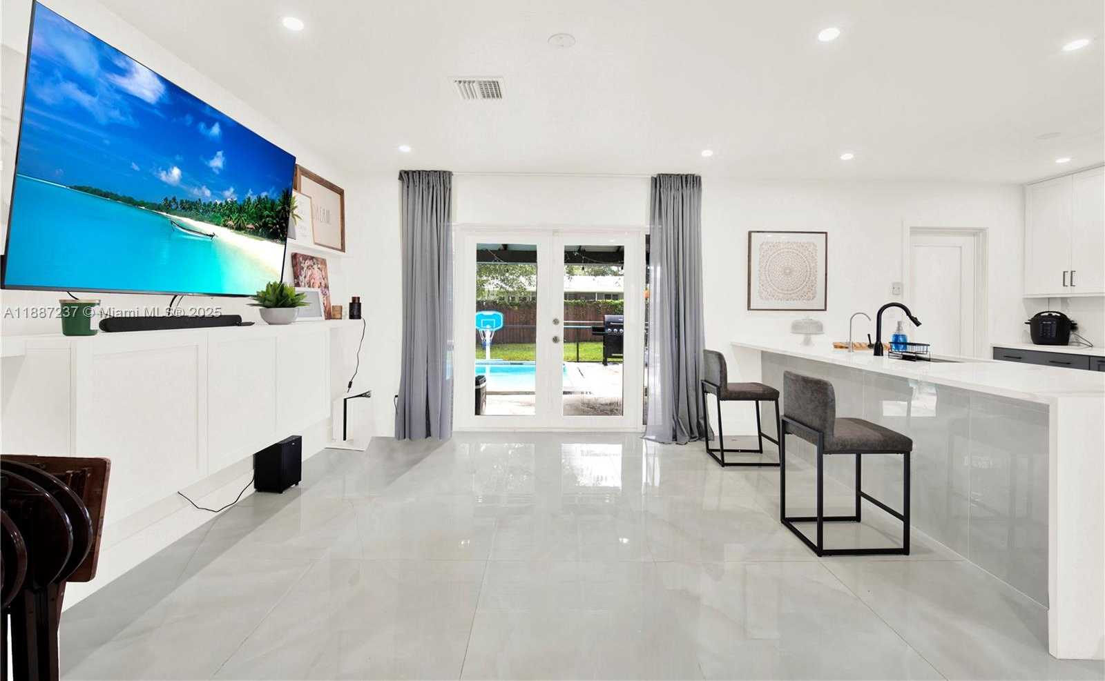Small Image of 8780 SOUTH WEST 200TH ST, Cutler Bay Number 11