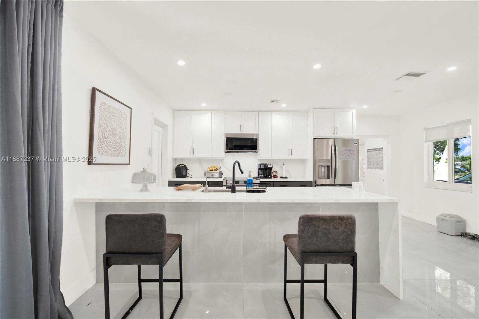 Small Image of 8780 SOUTH WEST 200TH ST, Cutler Bay Number 12