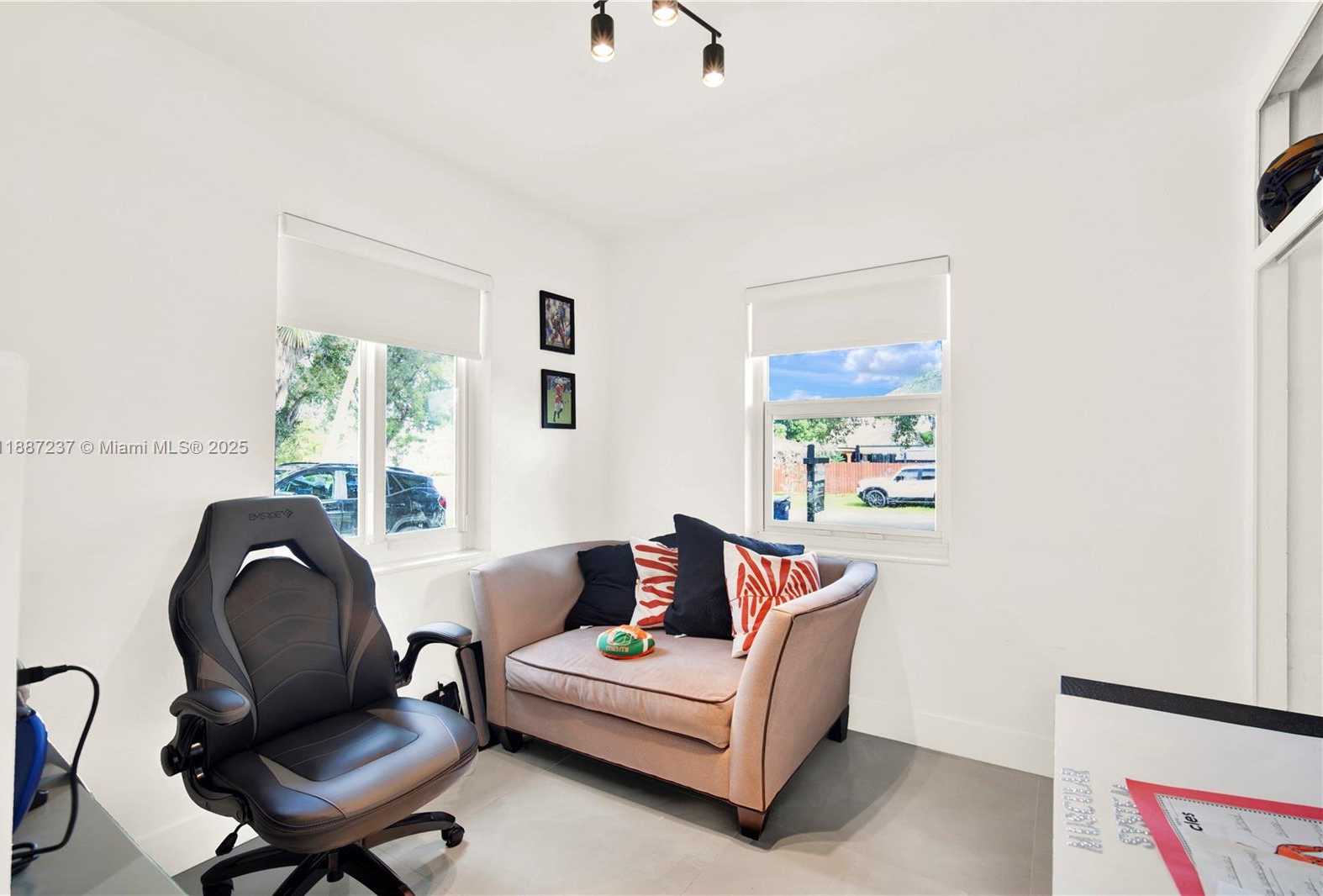Small Image of 8780 SOUTH WEST 200TH ST, Cutler Bay Number 20