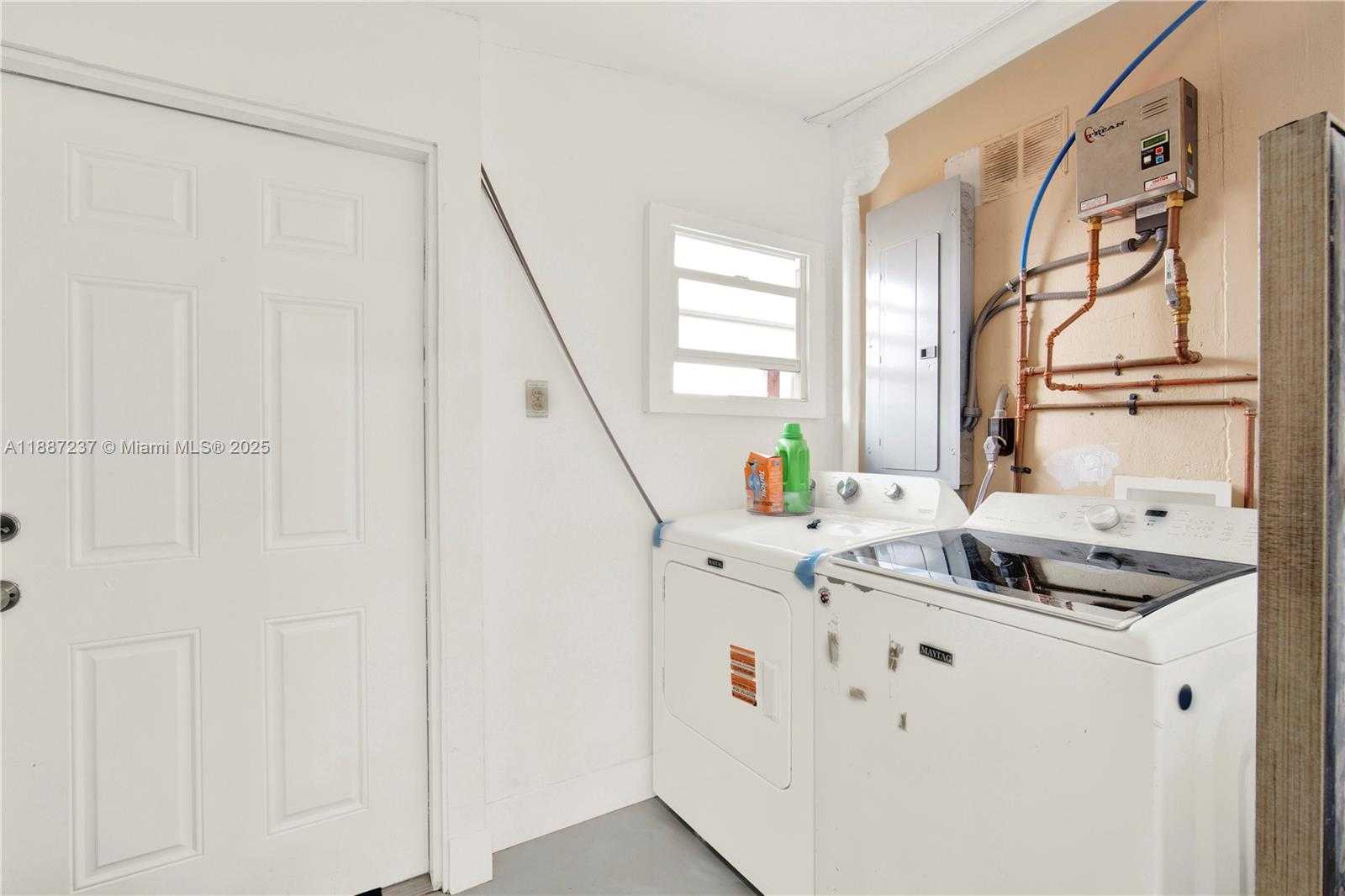 Small Image of 8780 SOUTH WEST 200TH ST, Cutler Bay Number 25