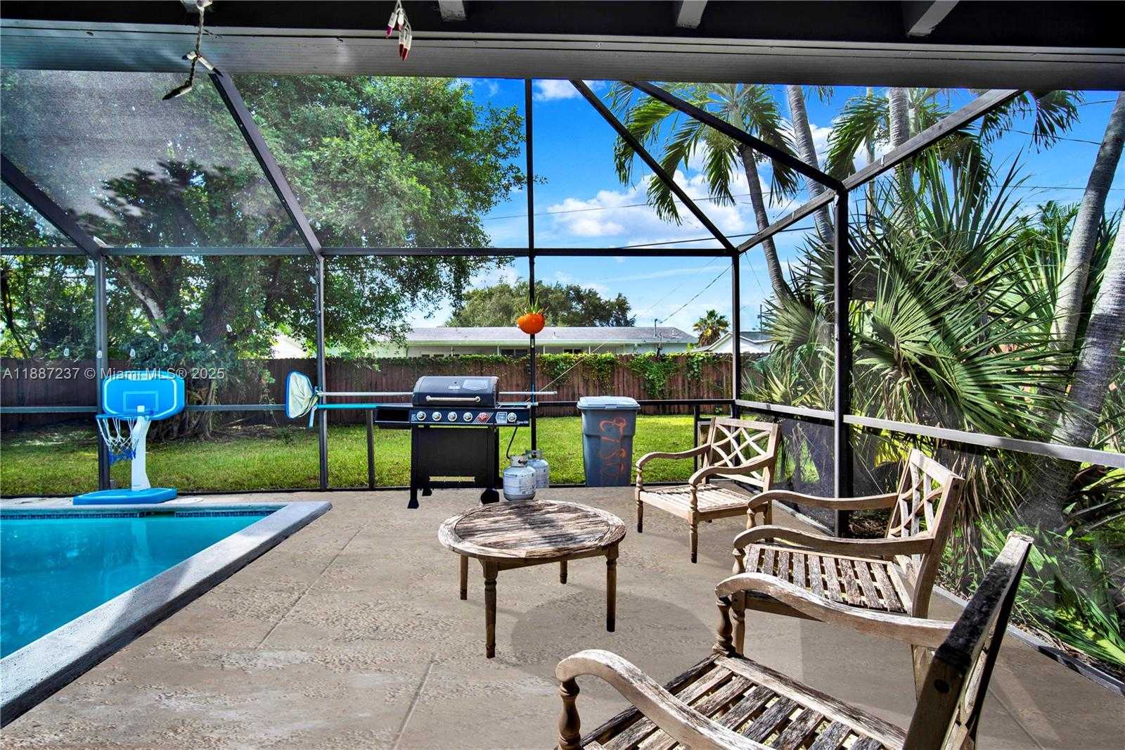 Small Image of 8780 SOUTH WEST 200TH ST, Cutler Bay Number 28