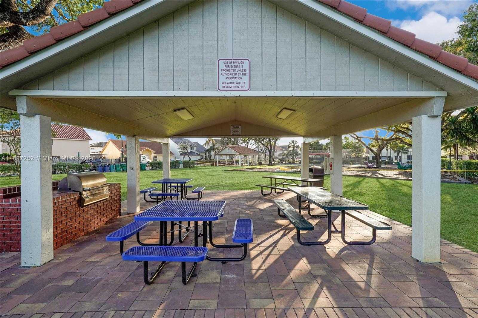Small Image of 7978 NORTH WEST 200TH ST, Hialeah Number 35