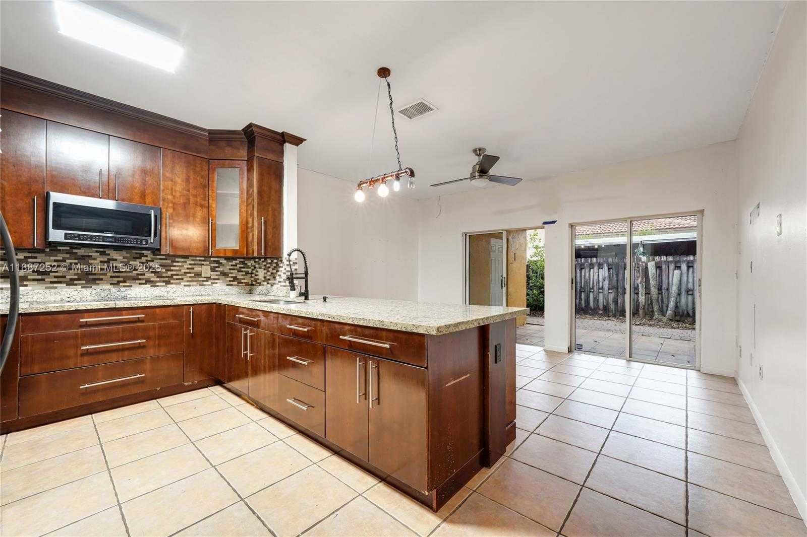Small Image of 7978 NORTH WEST 200TH ST, Hialeah Number 6