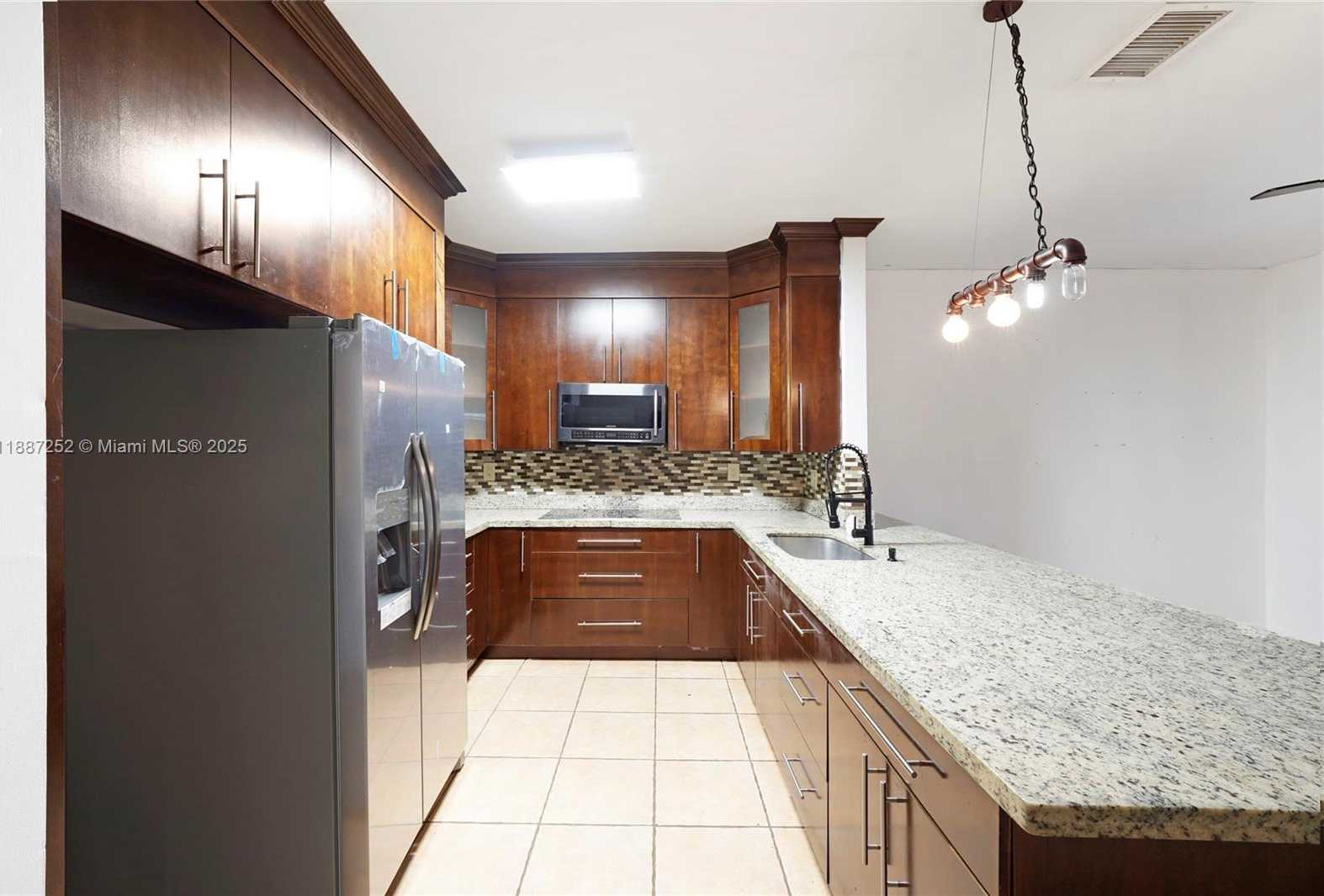 Small Image of 7978 NORTH WEST 200TH ST, Hialeah Number 8