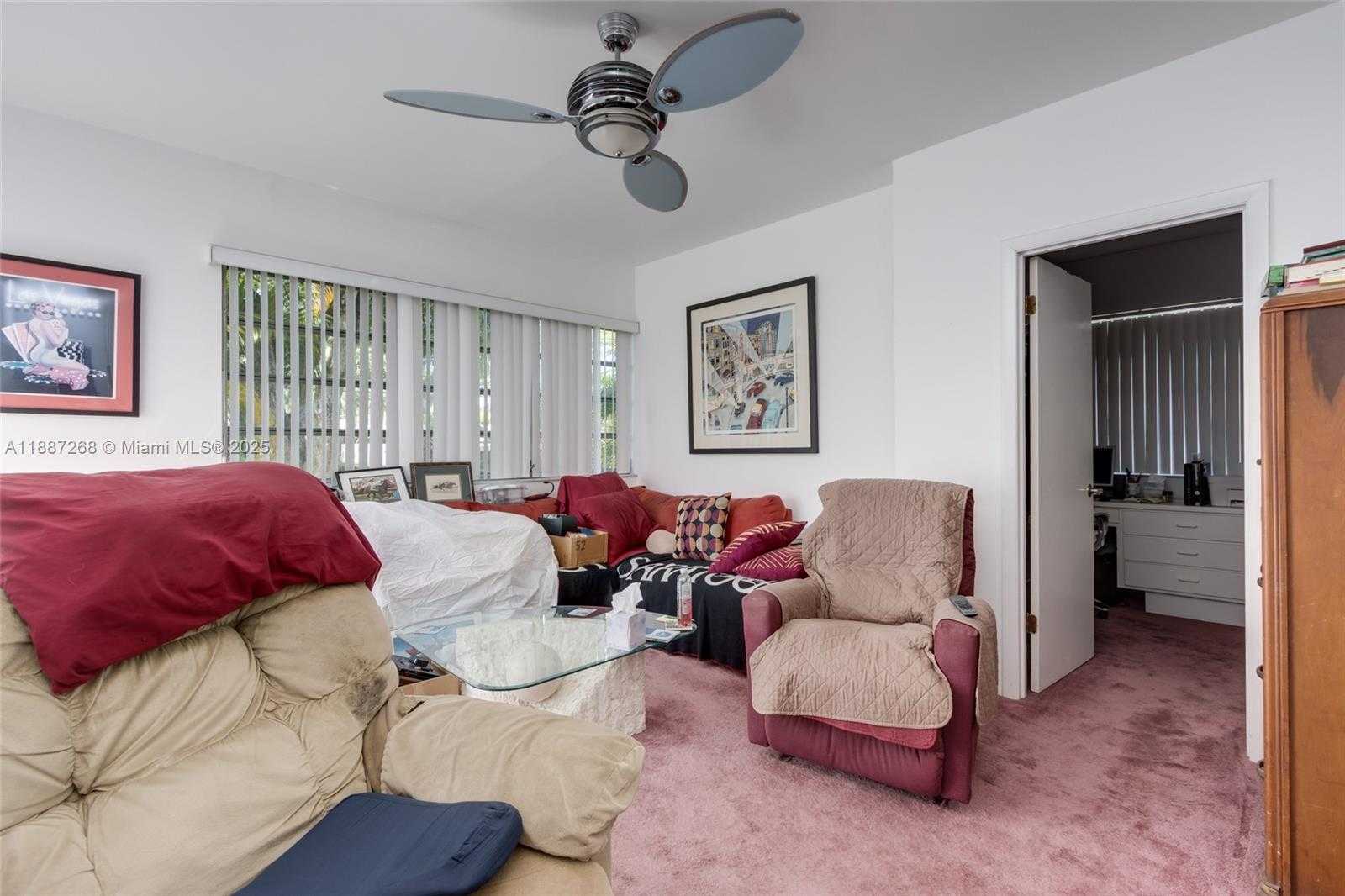Small Image of 1431 WILEY ST, Hollywood Number 14