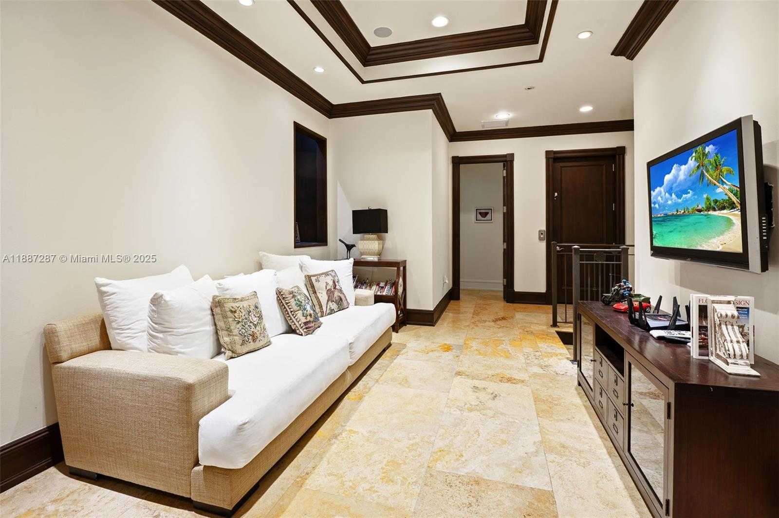 Small Image of 9601 SOUTH WEST 60 CT, Pinecrest Number 22