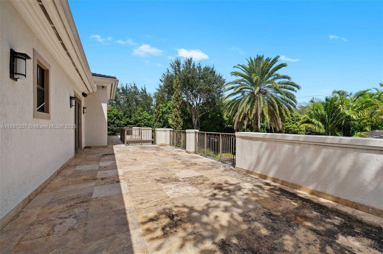 Small Image of 9601 SOUTH WEST 60 CT, Pinecrest Number 27