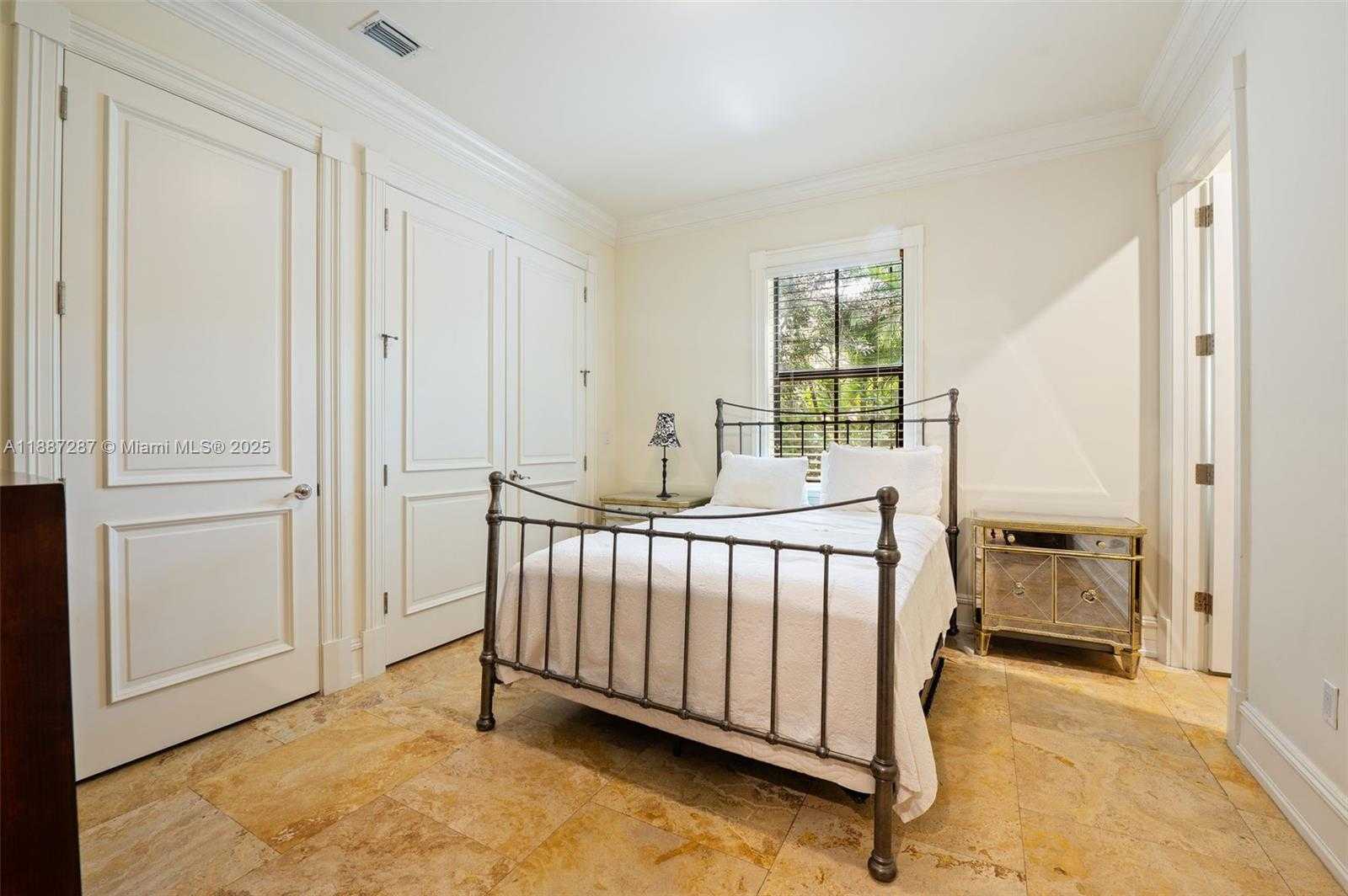 Small Image of 9601 SOUTH WEST 60 CT, Pinecrest Number 35