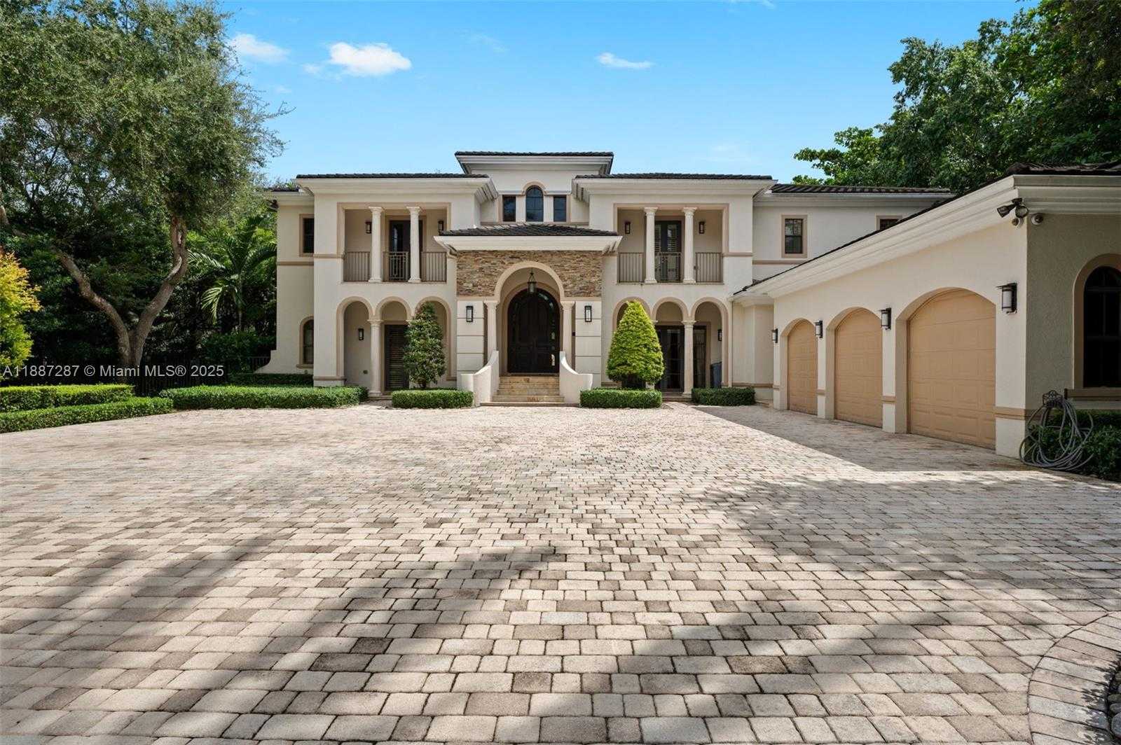 Small Image of 9601 SOUTH WEST 60 CT, Pinecrest Number 4