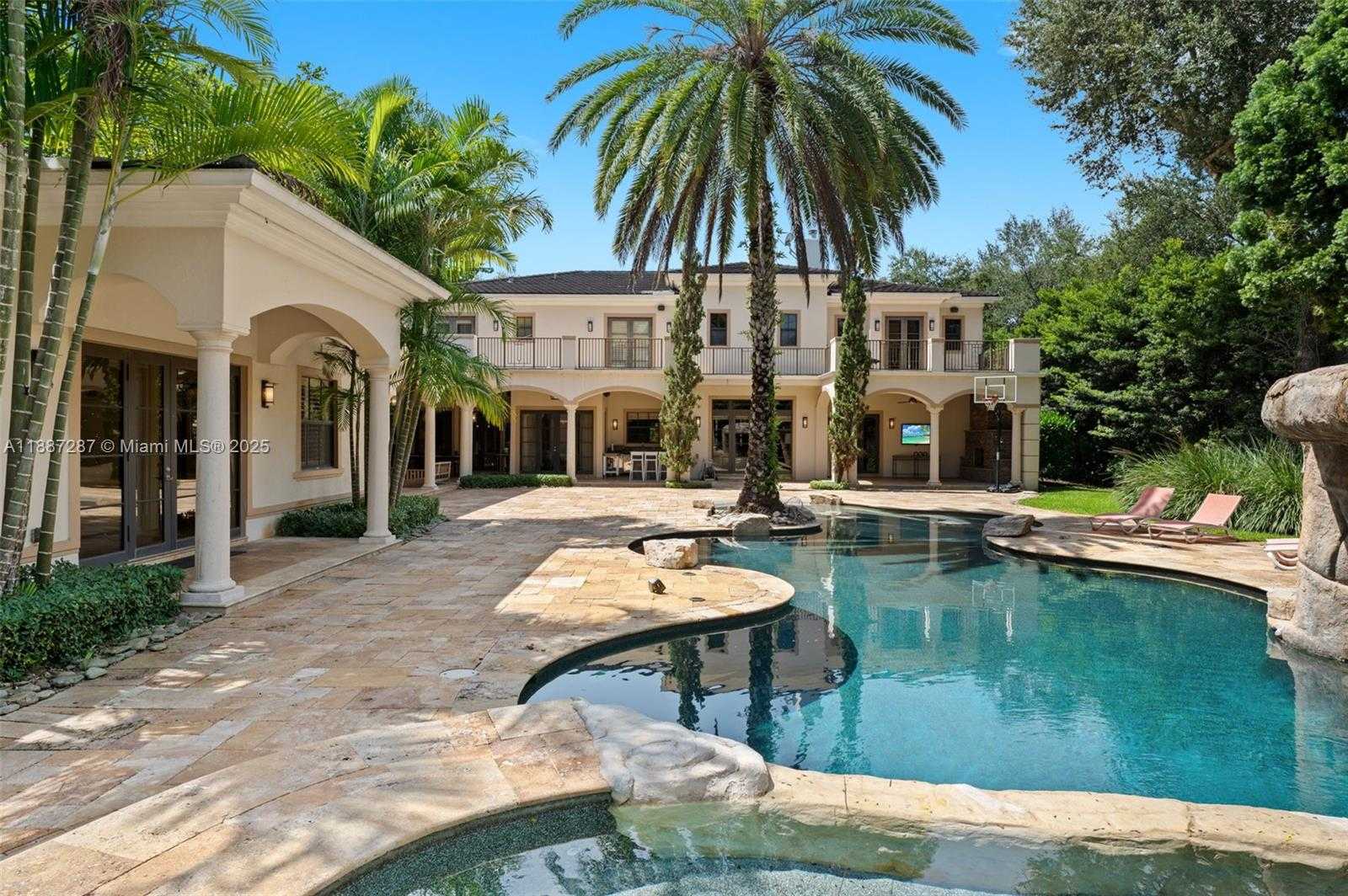 Small Image of 9601 SOUTH WEST 60 CT, Pinecrest Number 55