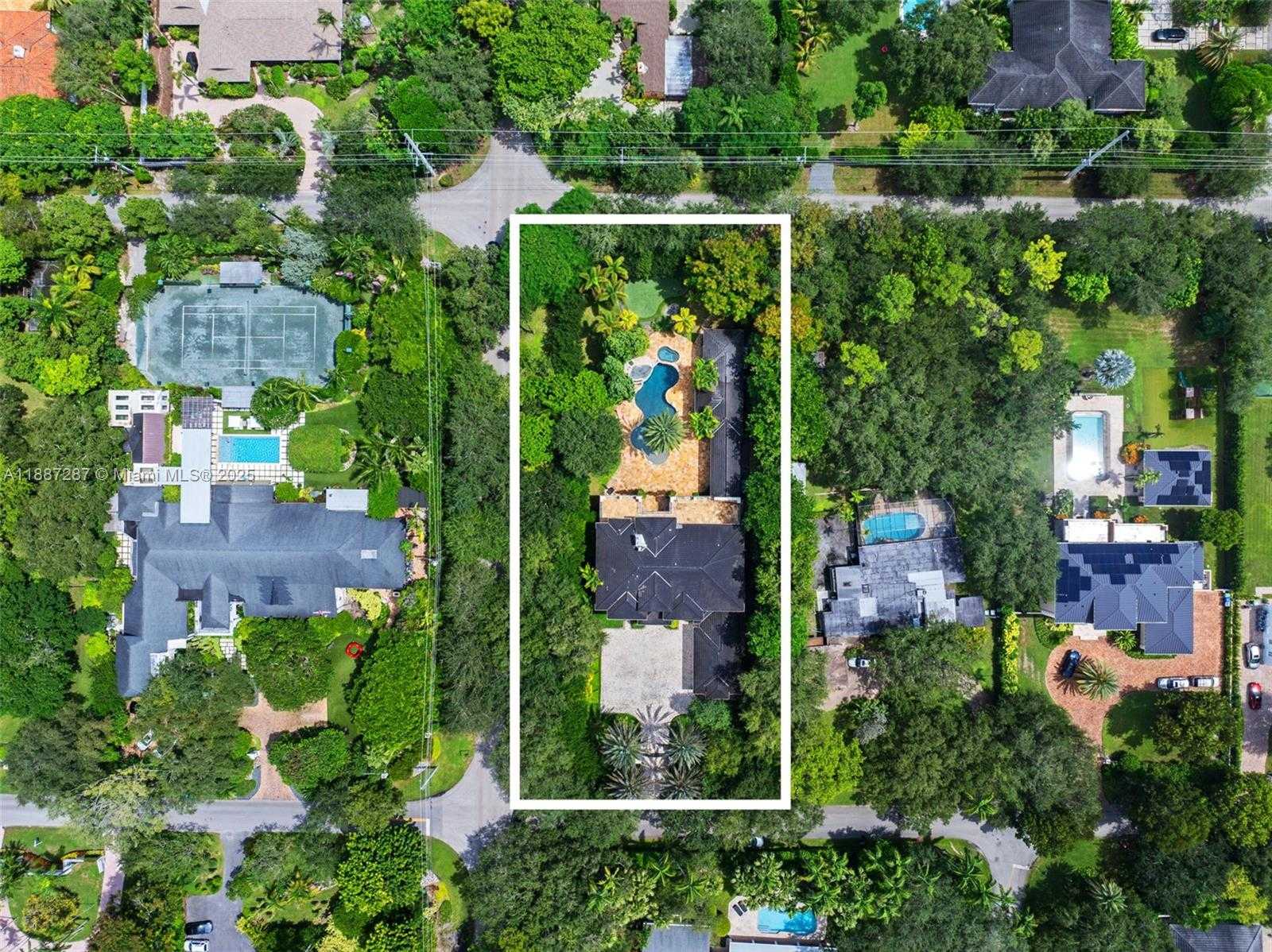 Small Image of 9601 SOUTH WEST 60 CT, Pinecrest Number 60