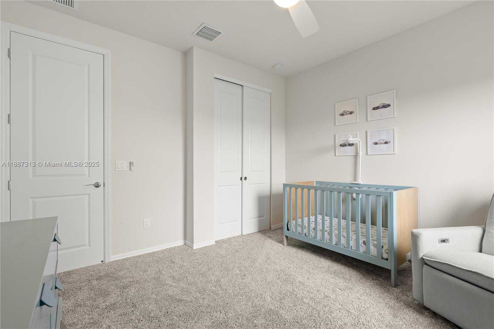 Small Image of 4955 EUCALYPTUS DR, Hollywood Number 27