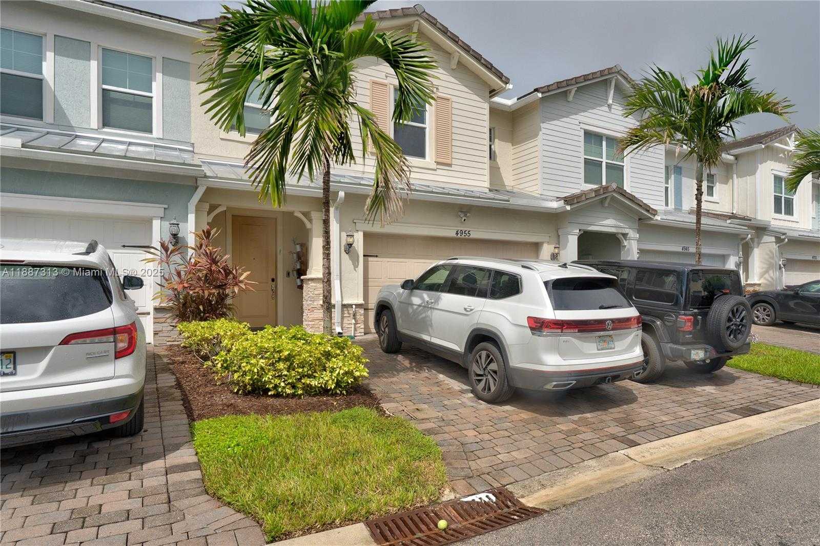 Small Image of 4955 EUCALYPTUS DR, Hollywood Number 33