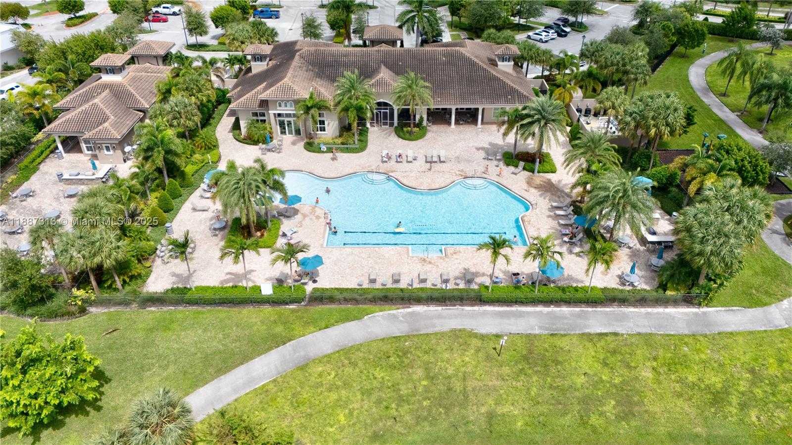 Small Image of 4955 EUCALYPTUS DR, Hollywood Number 47
