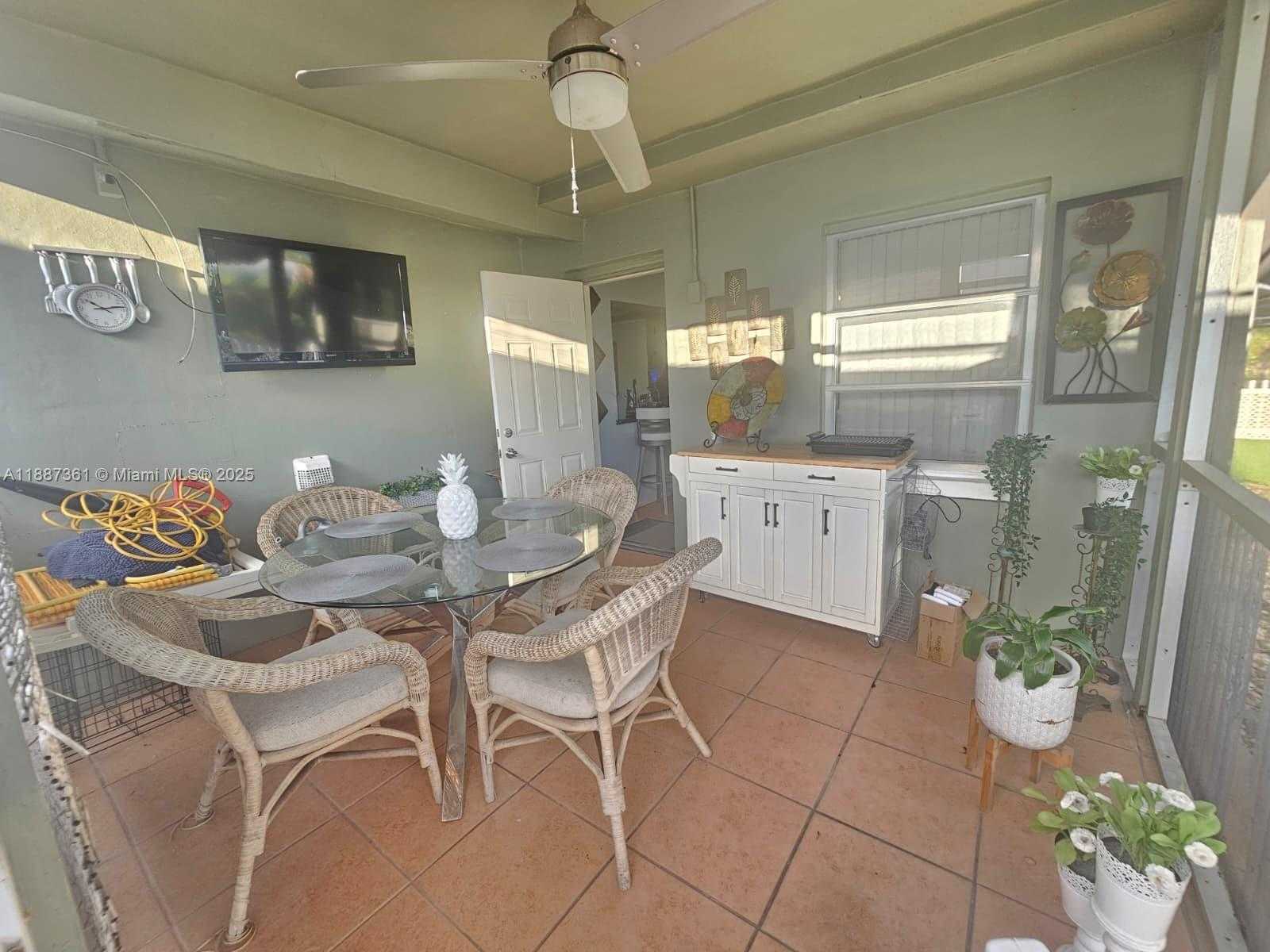Small Image of 5010 NORTH WEST 51ST CT, Tamarac Number 12