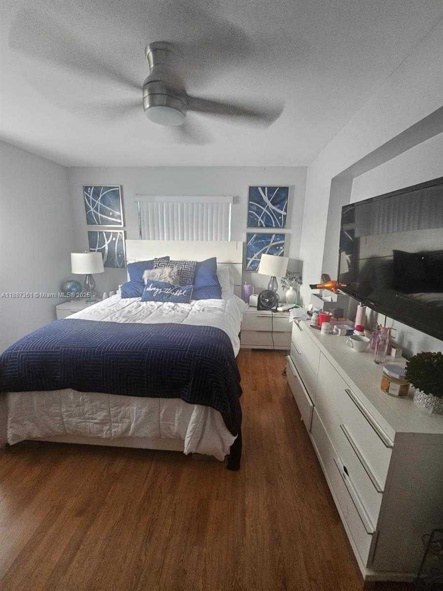 Small Image of 5010 NORTH WEST 51ST CT, Tamarac Number 5