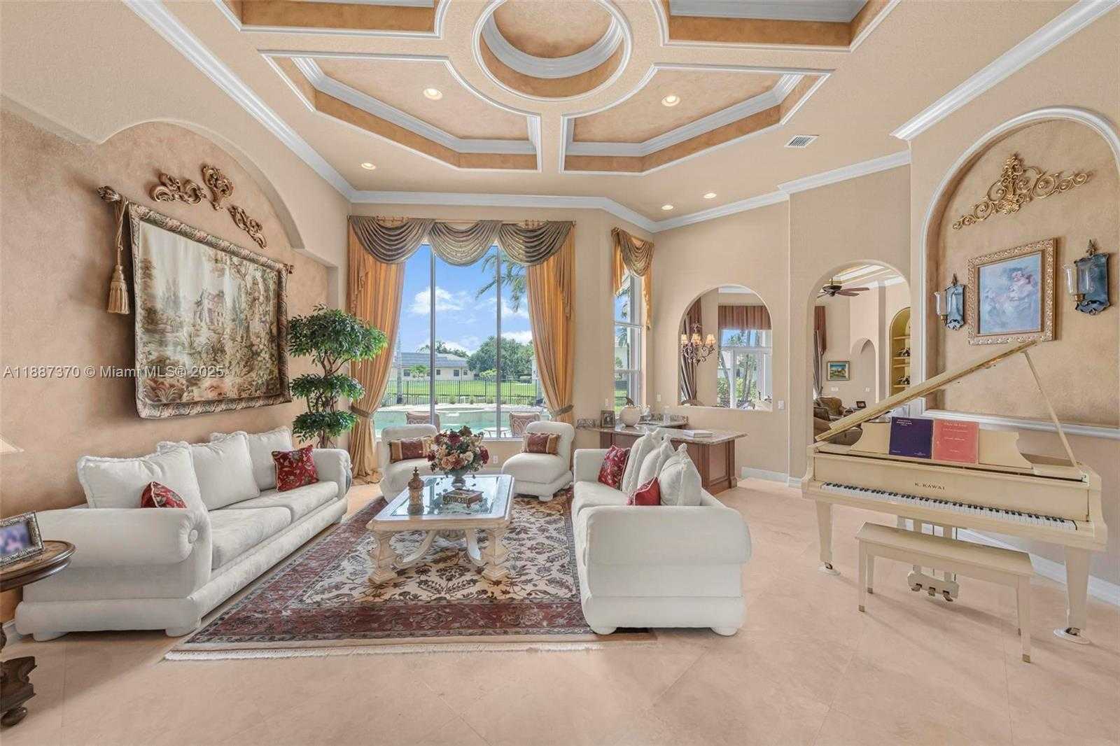 Small Image of 3250 WEST STONEBROOK CIR, Davie Number 14