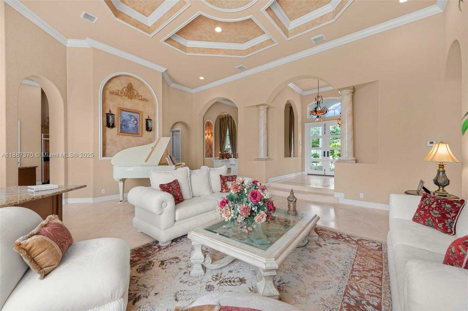 Small Image of 3250 WEST STONEBROOK CIR, Davie Number 17