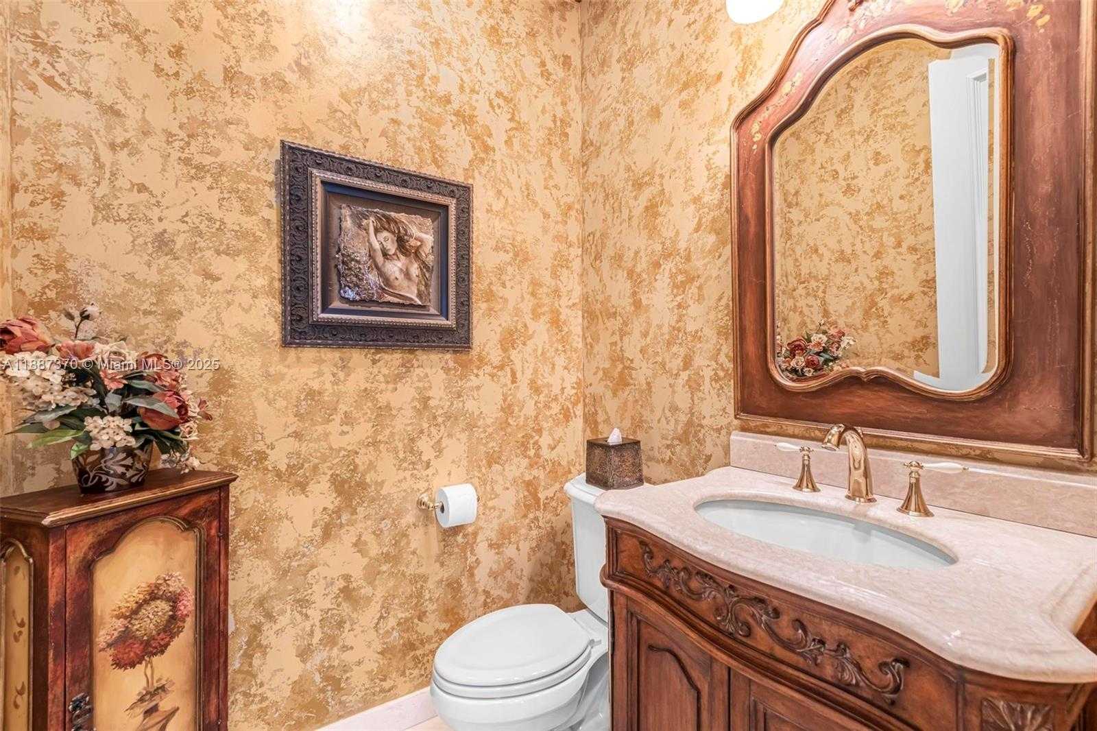 Small Image of 3250 WEST STONEBROOK CIR, Davie Number 34