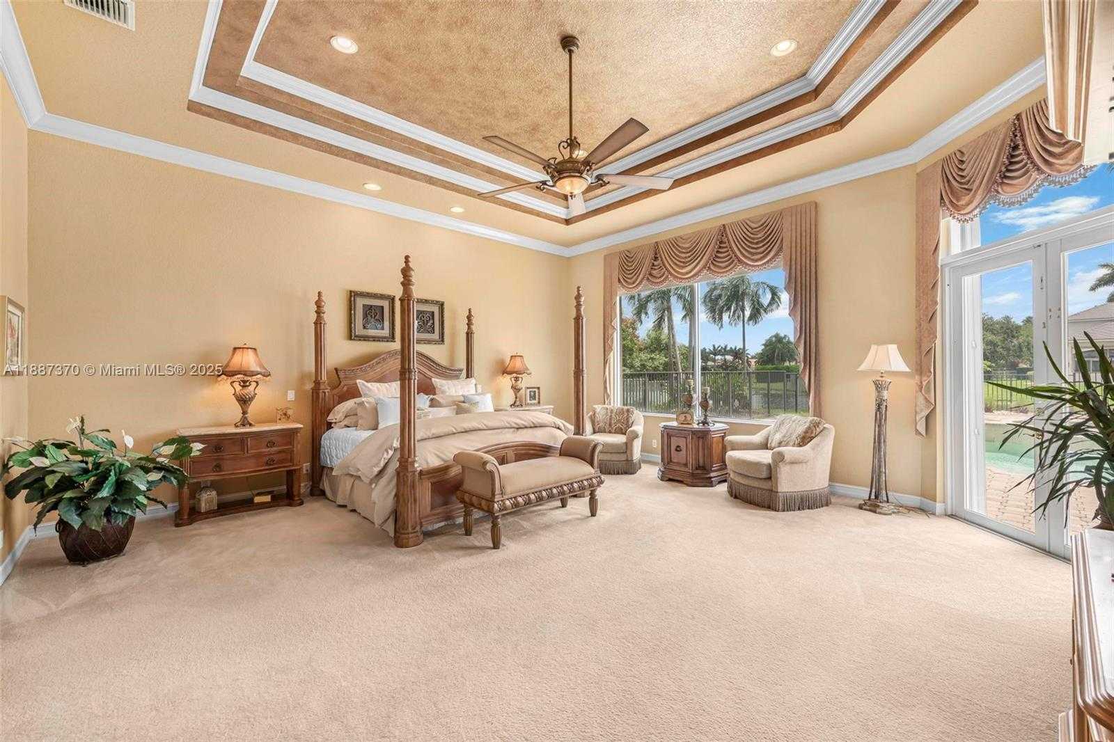Small Image of 3250 WEST STONEBROOK CIR, Davie Number 37