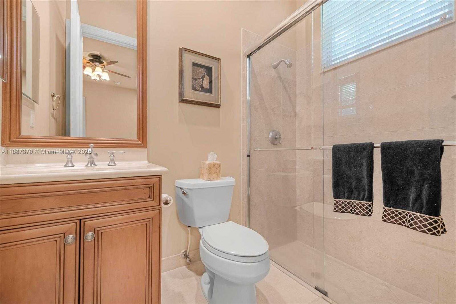 Small Image of 3250 WEST STONEBROOK CIR, Davie Number 45