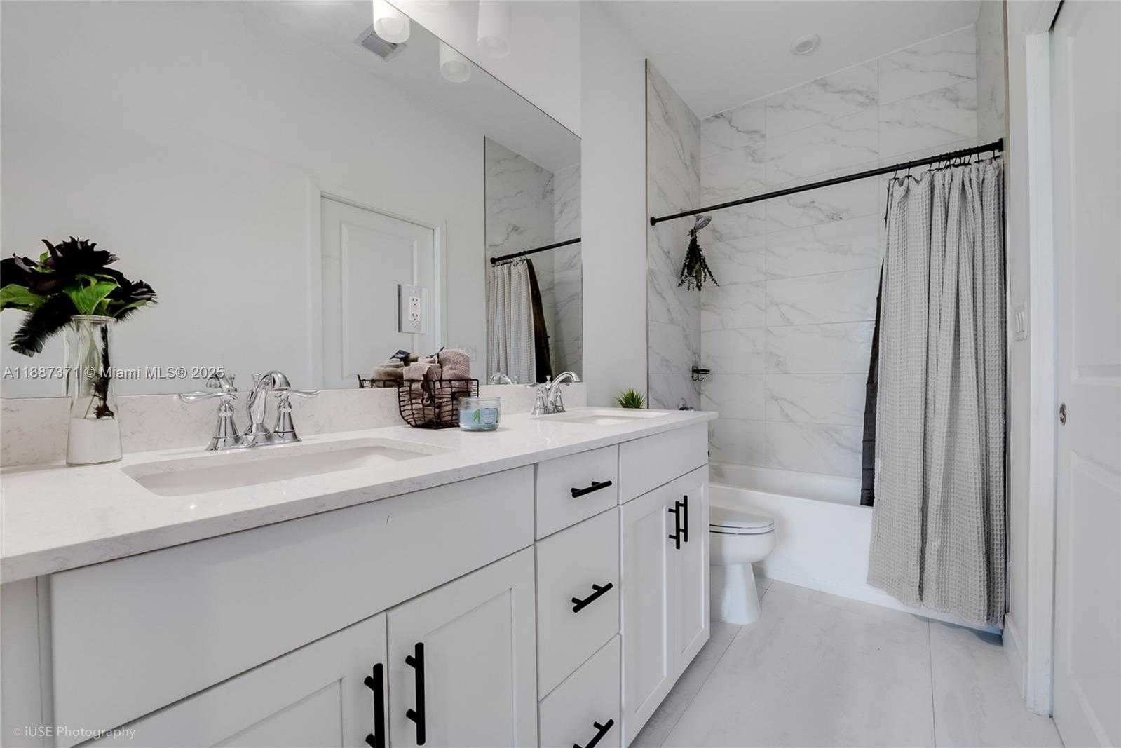 Small Image of 23241 SOUTH WEST 107TH AVE, Homestead Number 20