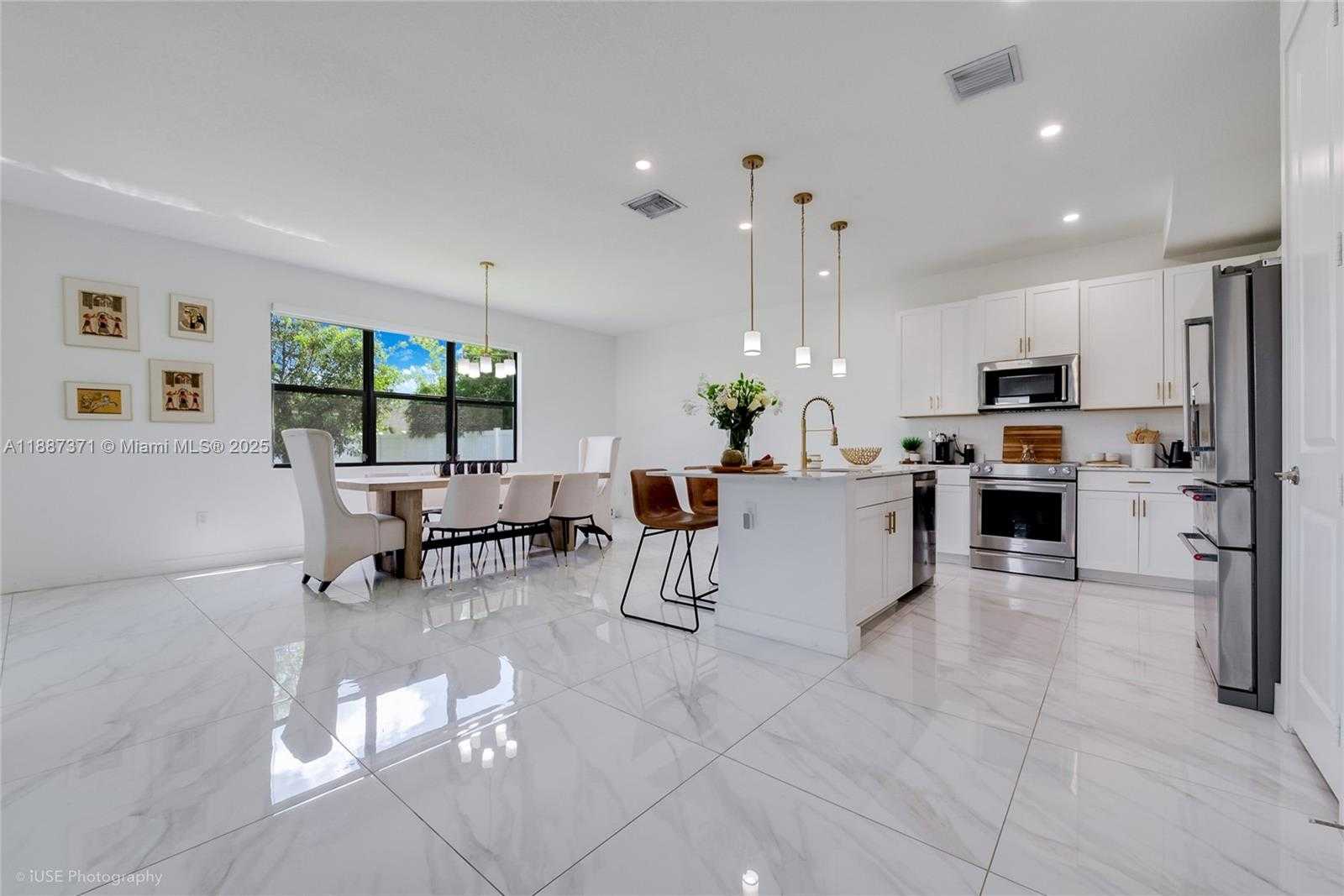 Small Image of 23241 SOUTH WEST 107TH AVE, Homestead Number 6