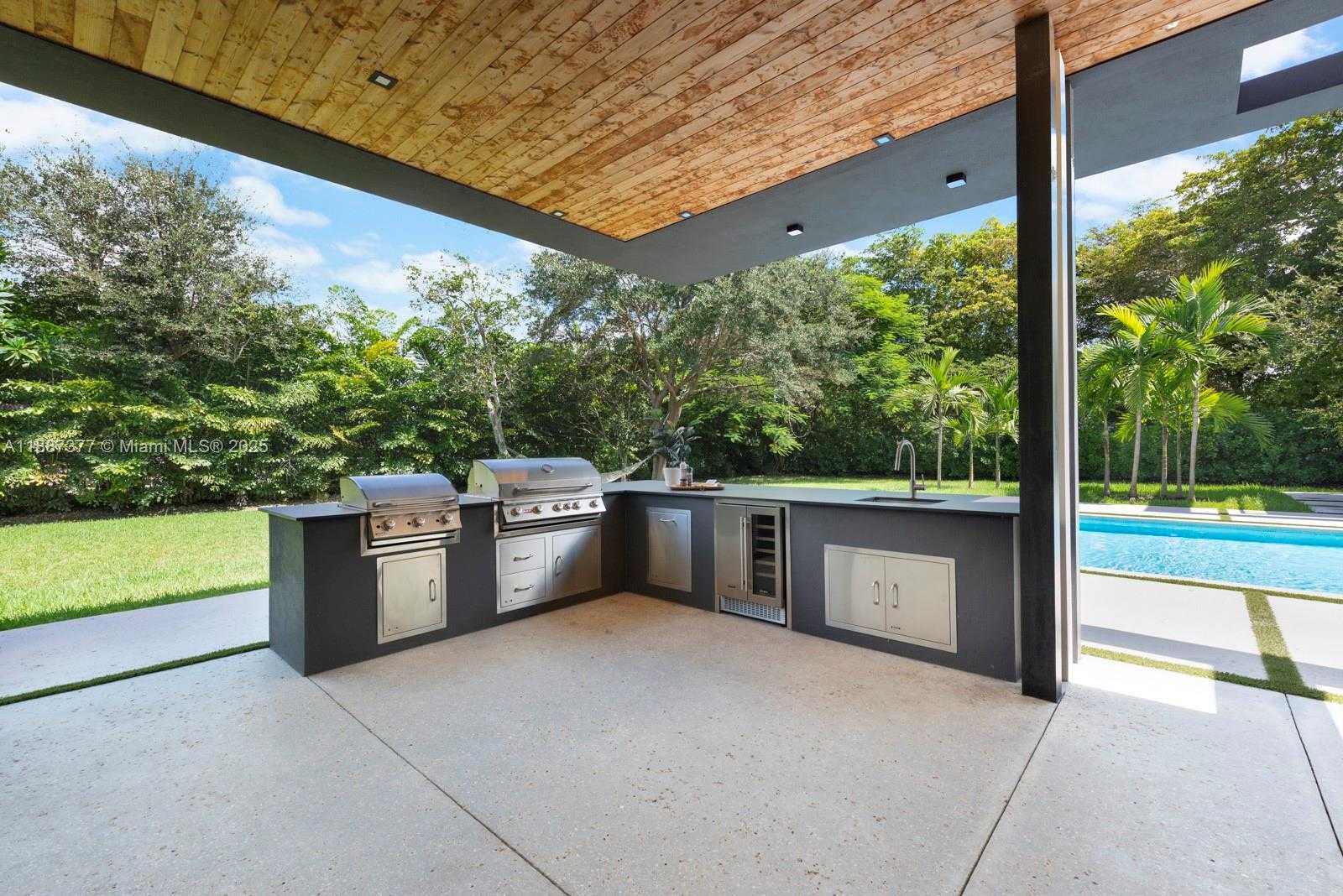 Small Image of 7425 SOUTH WEST 136TH ST, Pinecrest Number 18