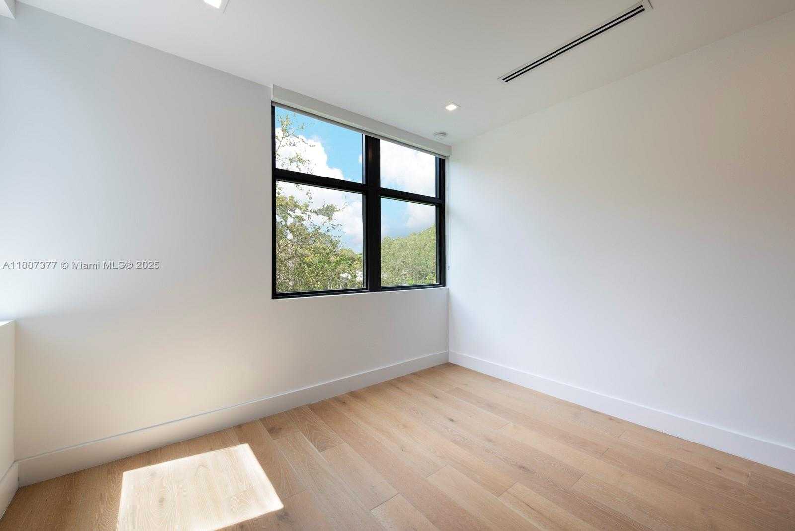 Small Image of 7425 SOUTH WEST 136TH ST, Pinecrest Number 45