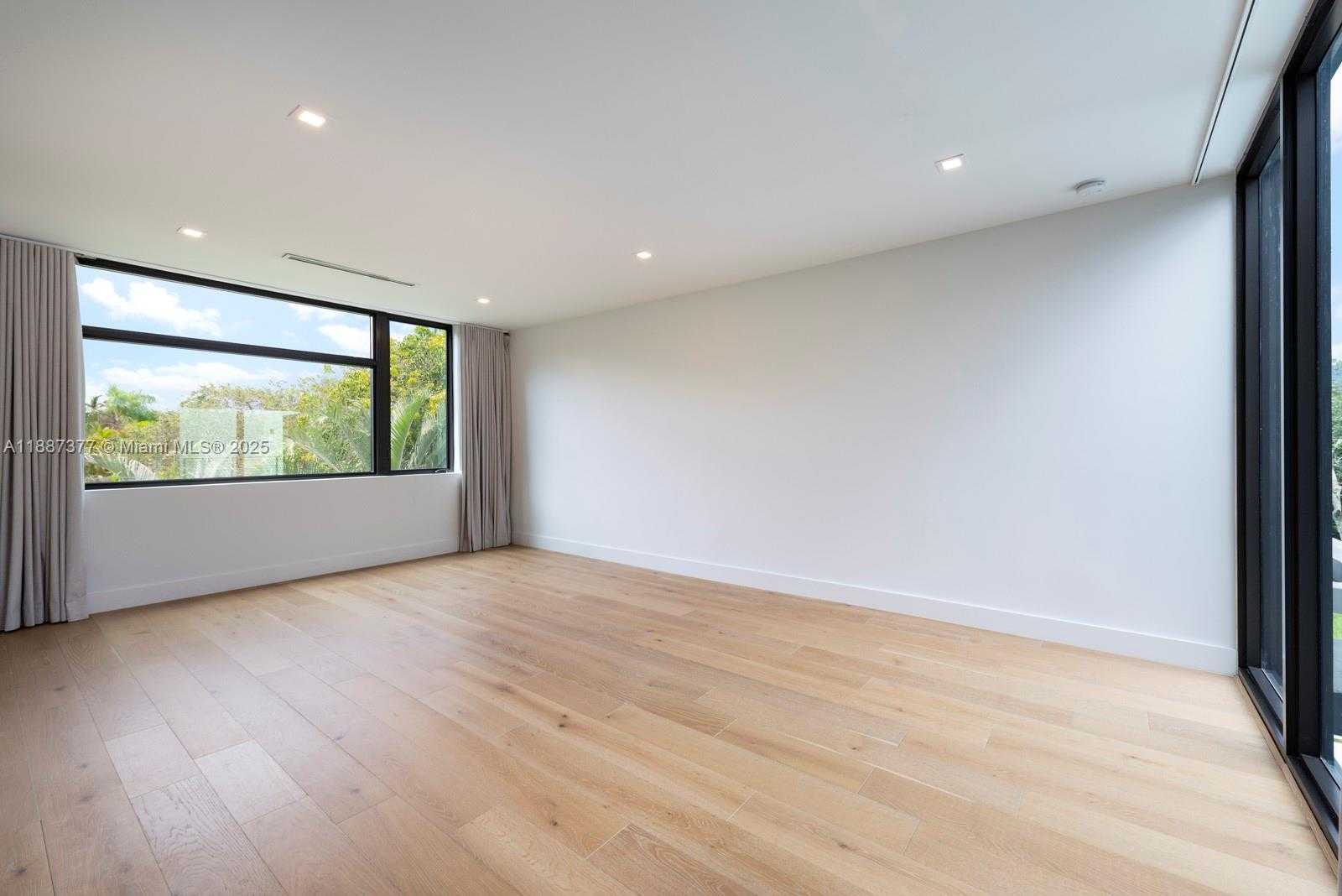 Small Image of 7425 SOUTH WEST 136TH ST, Pinecrest Number 49