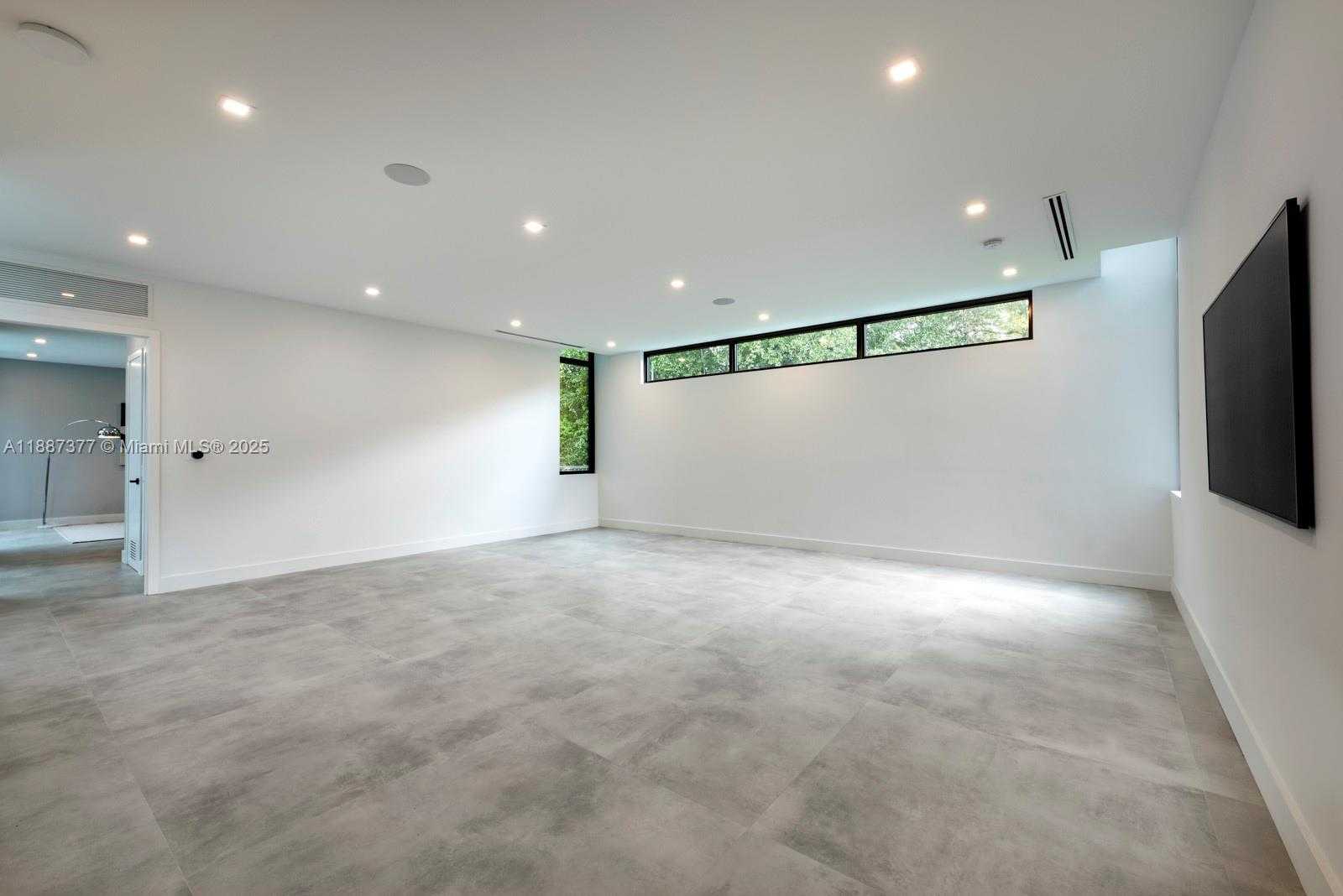 Small Image of 7425 SOUTH WEST 136TH ST, Pinecrest Number 51