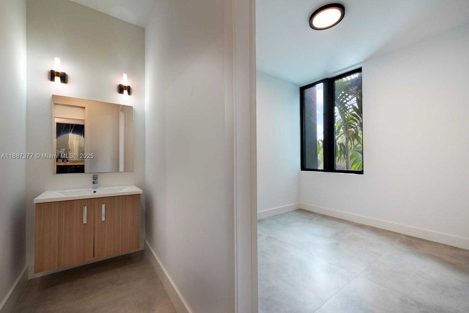 Small Image of 7425 SOUTH WEST 136TH ST, Pinecrest Number 59