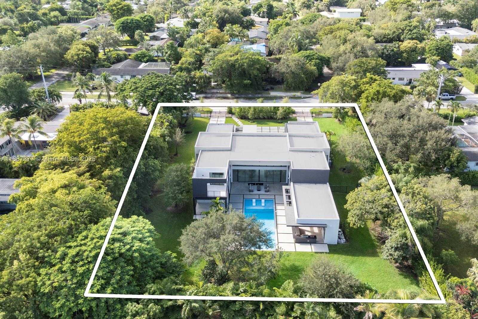 Small Image of 7425 SOUTH WEST 136TH ST, Pinecrest Number 72