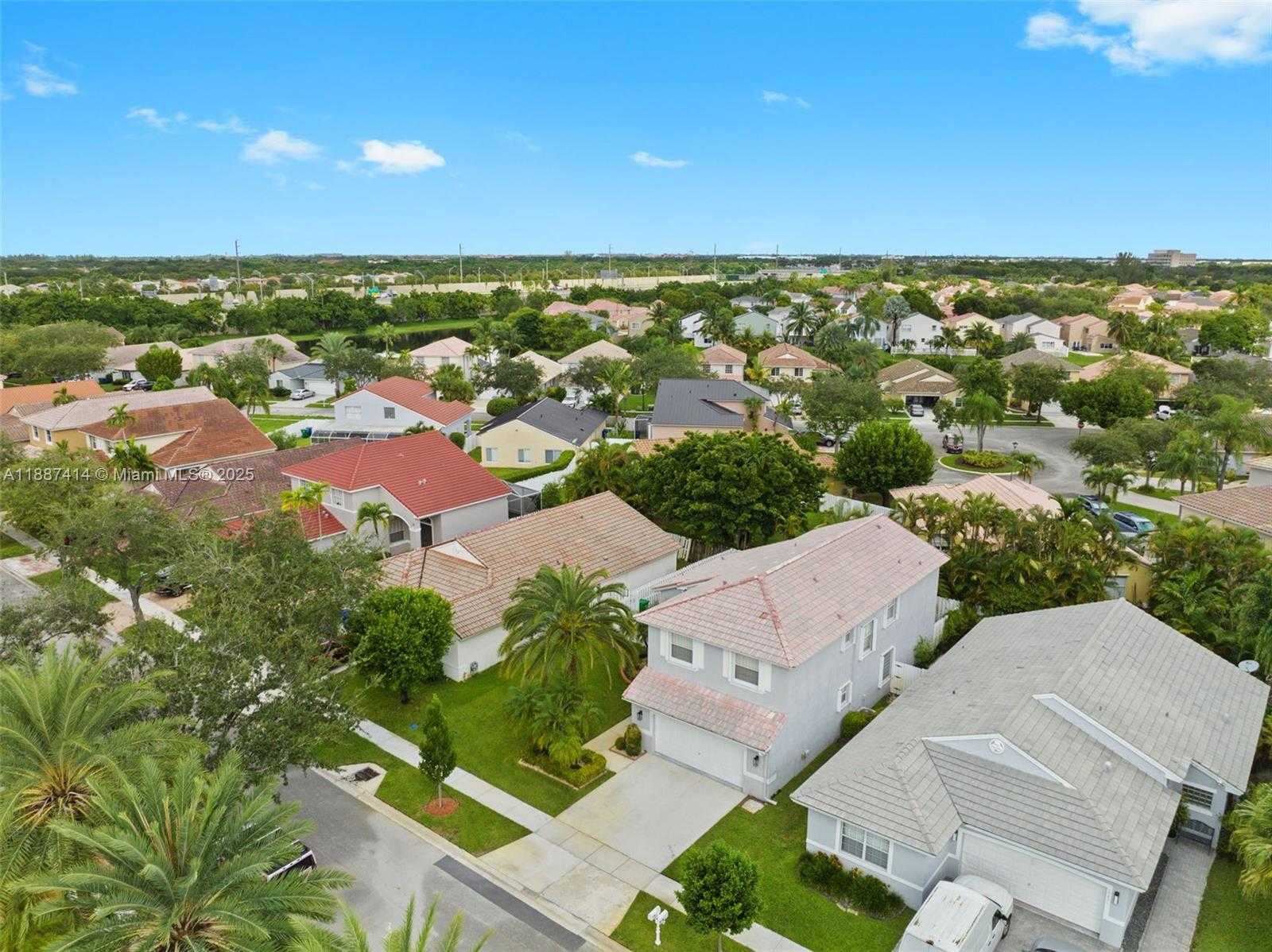 Small Image of 15241 SOUTH WEST 51ST ST, Miramar Number 32