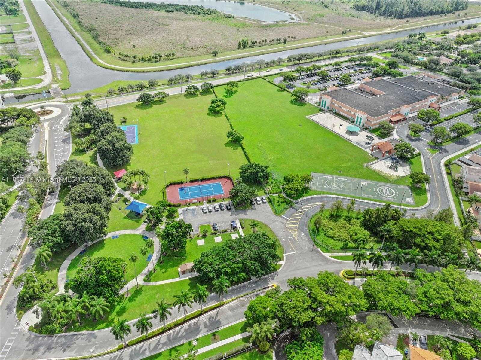Small Image of 15241 SOUTH WEST 51ST ST, Miramar Number 35
