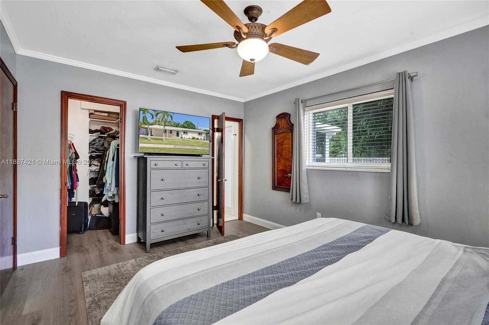 Small Image of 9021 SOUTH WEST 197TH ST, Cutler Bay Number 16
