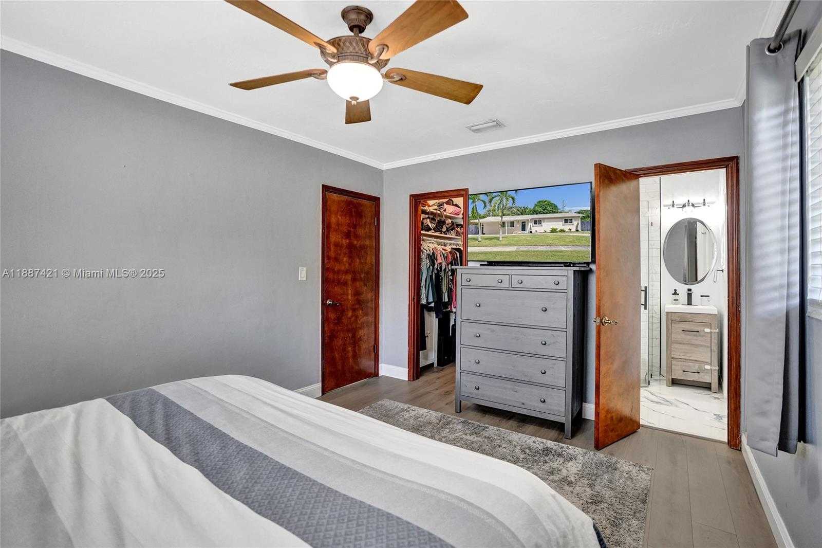 Small Image of 9021 SOUTH WEST 197TH ST, Cutler Bay Number 17