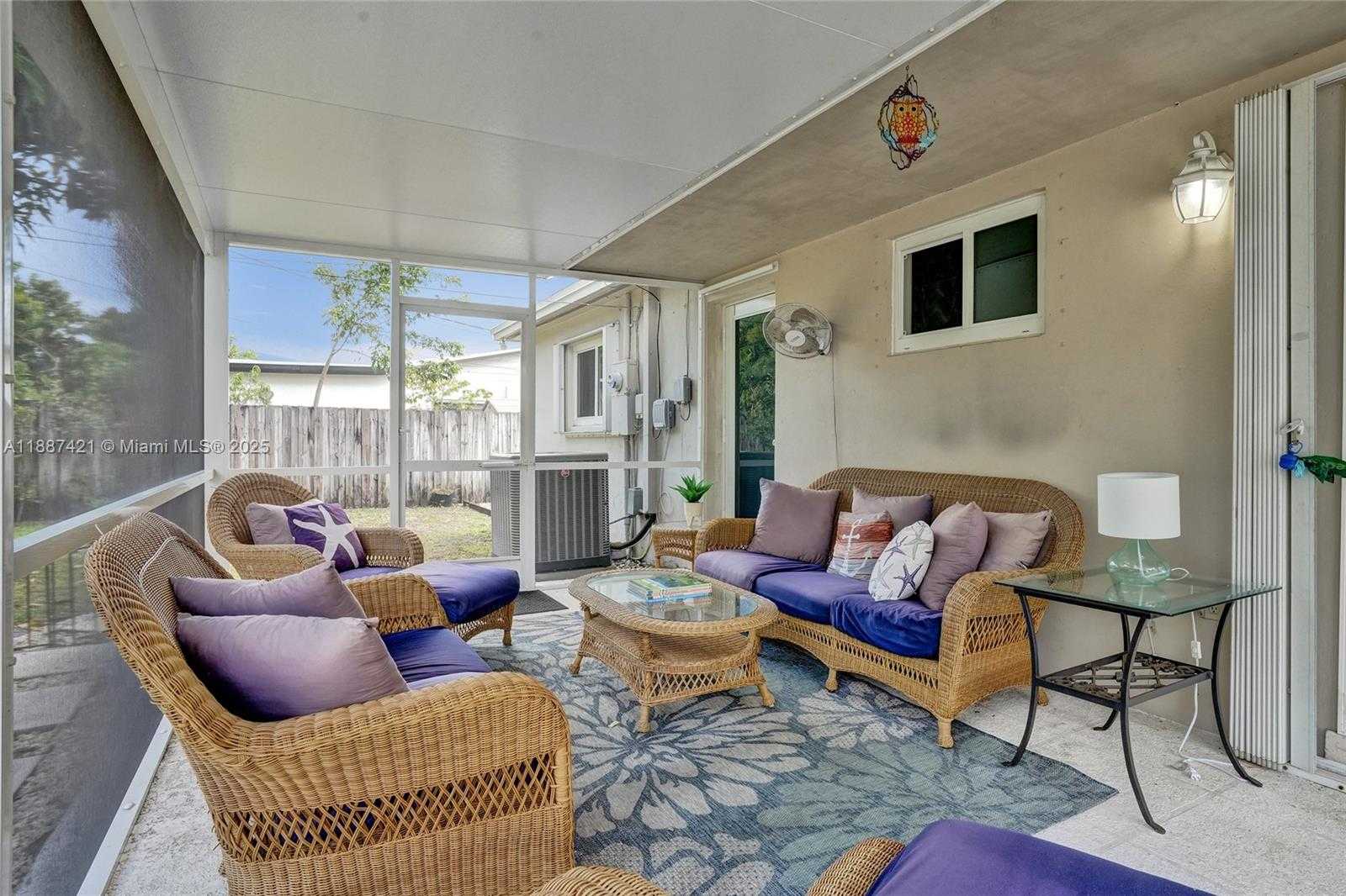 Small Image of 9021 SOUTH WEST 197TH ST, Cutler Bay Number 24