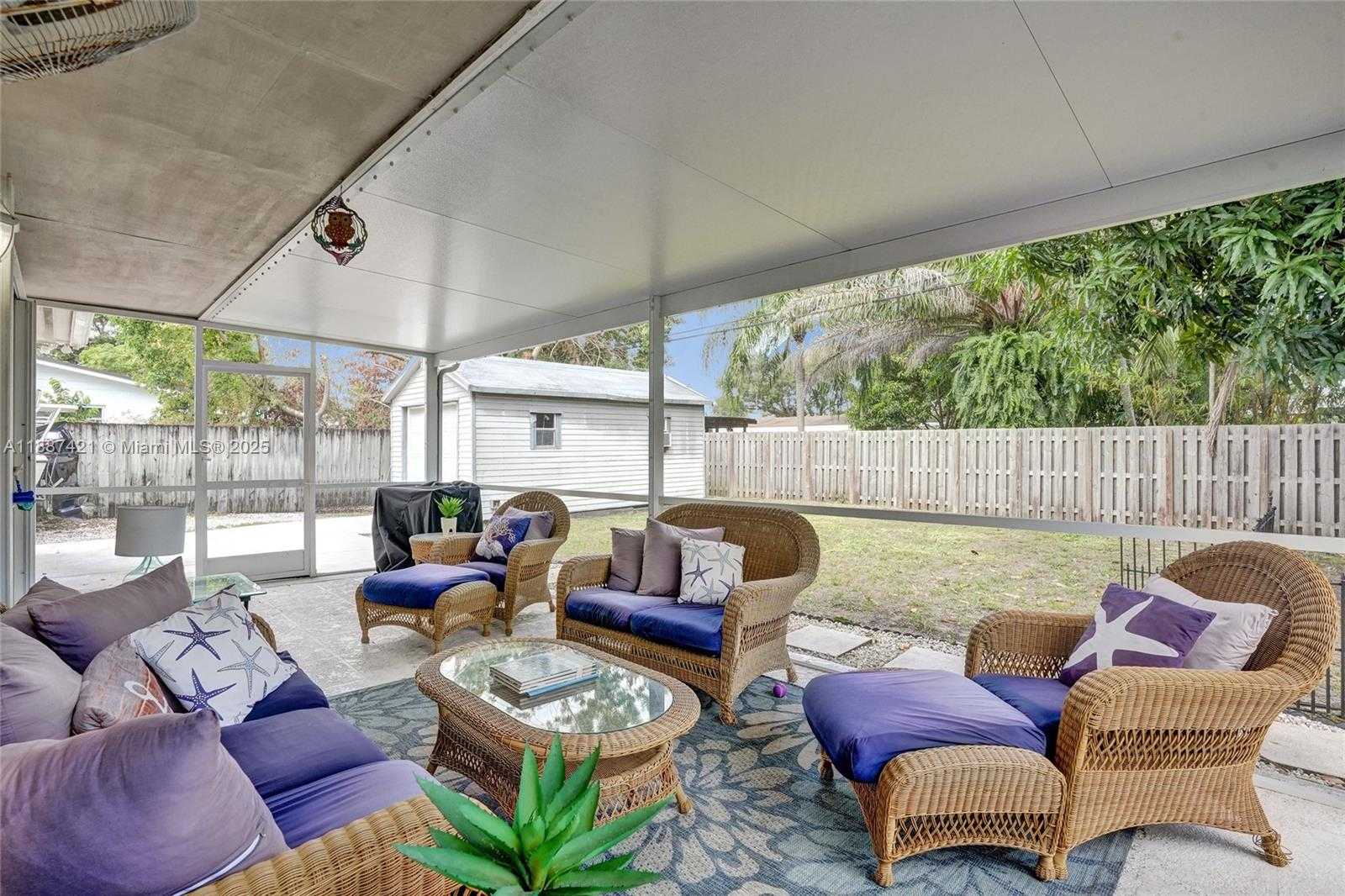 Small Image of 9021 SOUTH WEST 197TH ST, Cutler Bay Number 25