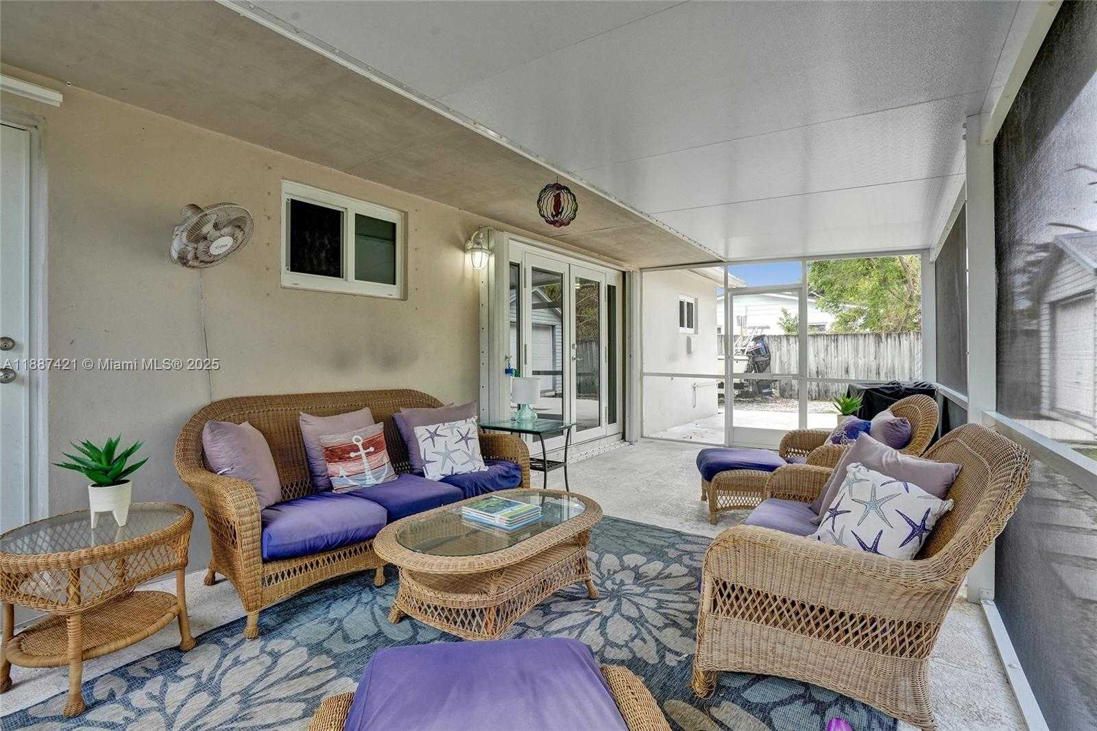 Small Image of 9021 SOUTH WEST 197TH ST, Cutler Bay Number 26